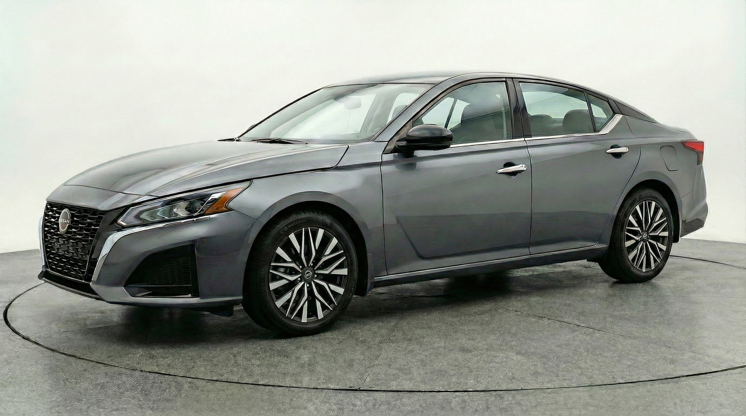 Thumbnail: 2025 Nissan Altima - 3