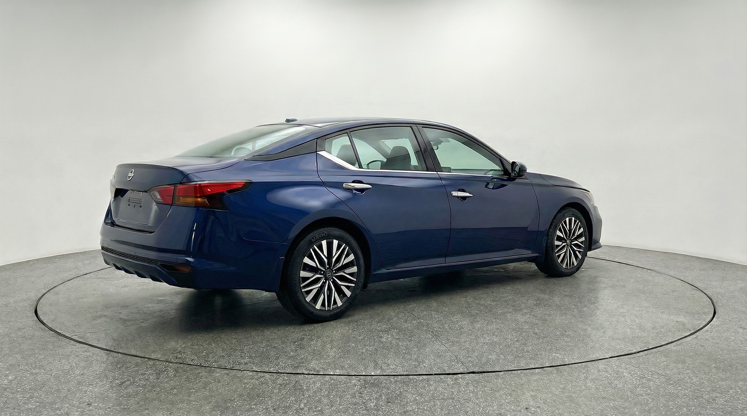 Thumbnail: 2025 Nissan Altima - 7