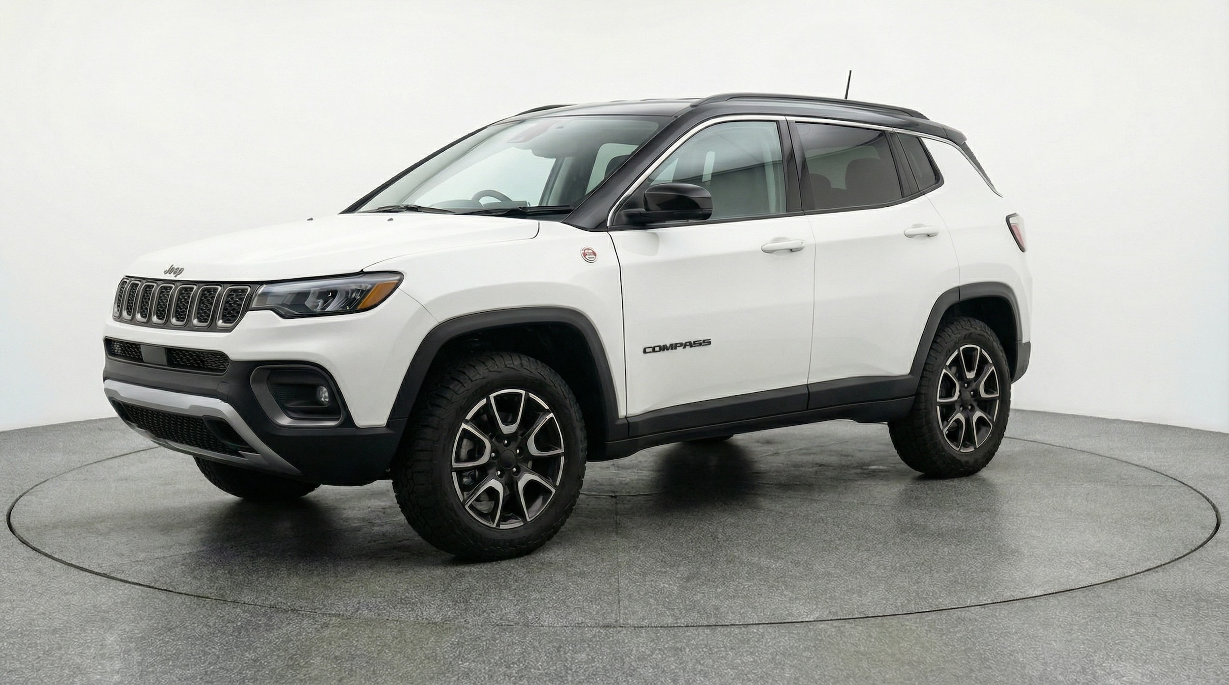 Thumbnail: 2025 Jeep Compass - 3