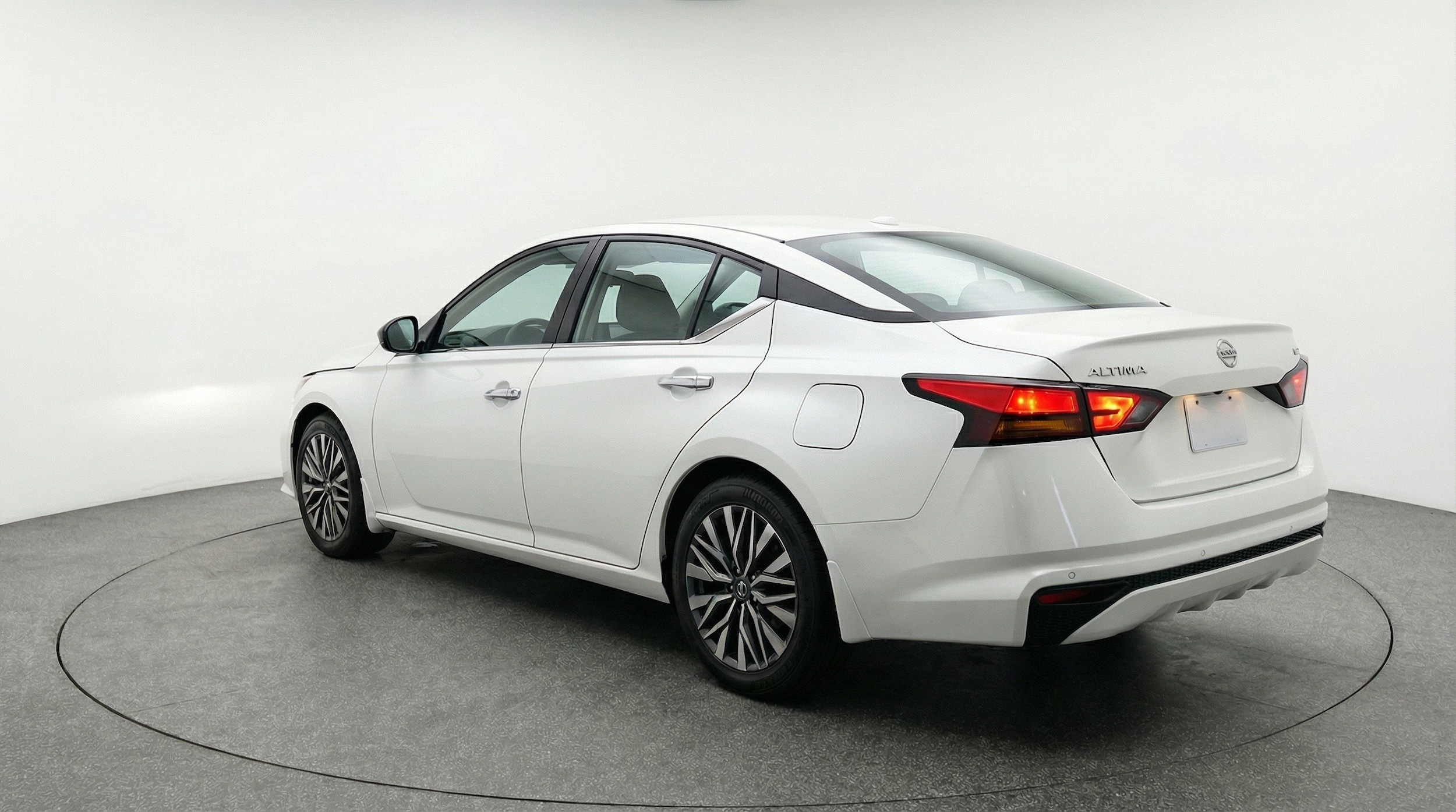 Thumbnail: 2025 Nissan Altima - 6