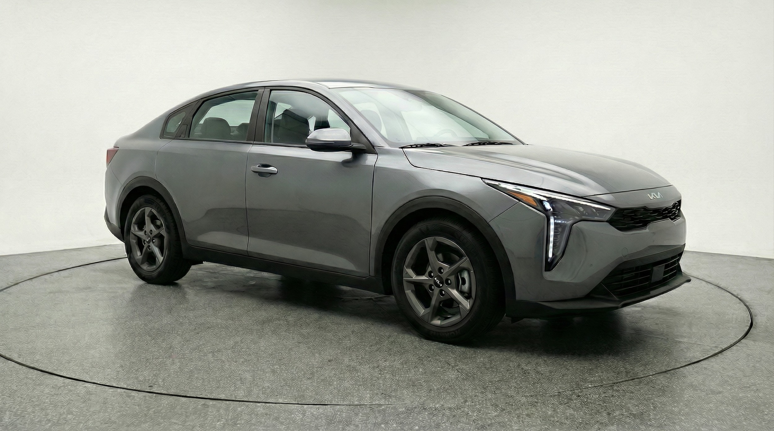 Thumbnail: 2025 Kia K4 - 1