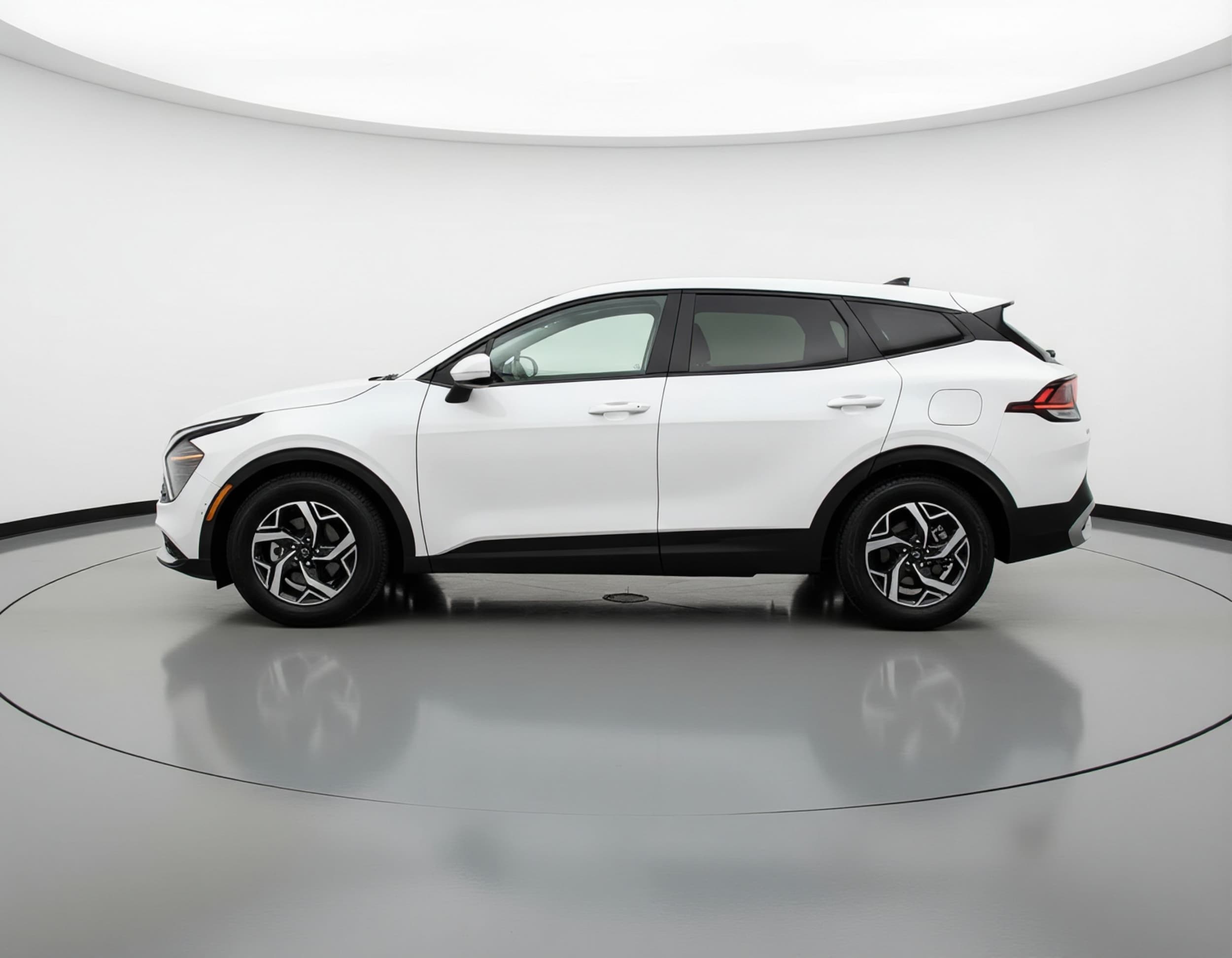 Thumbnail: 2025 Kia Sportage - 4