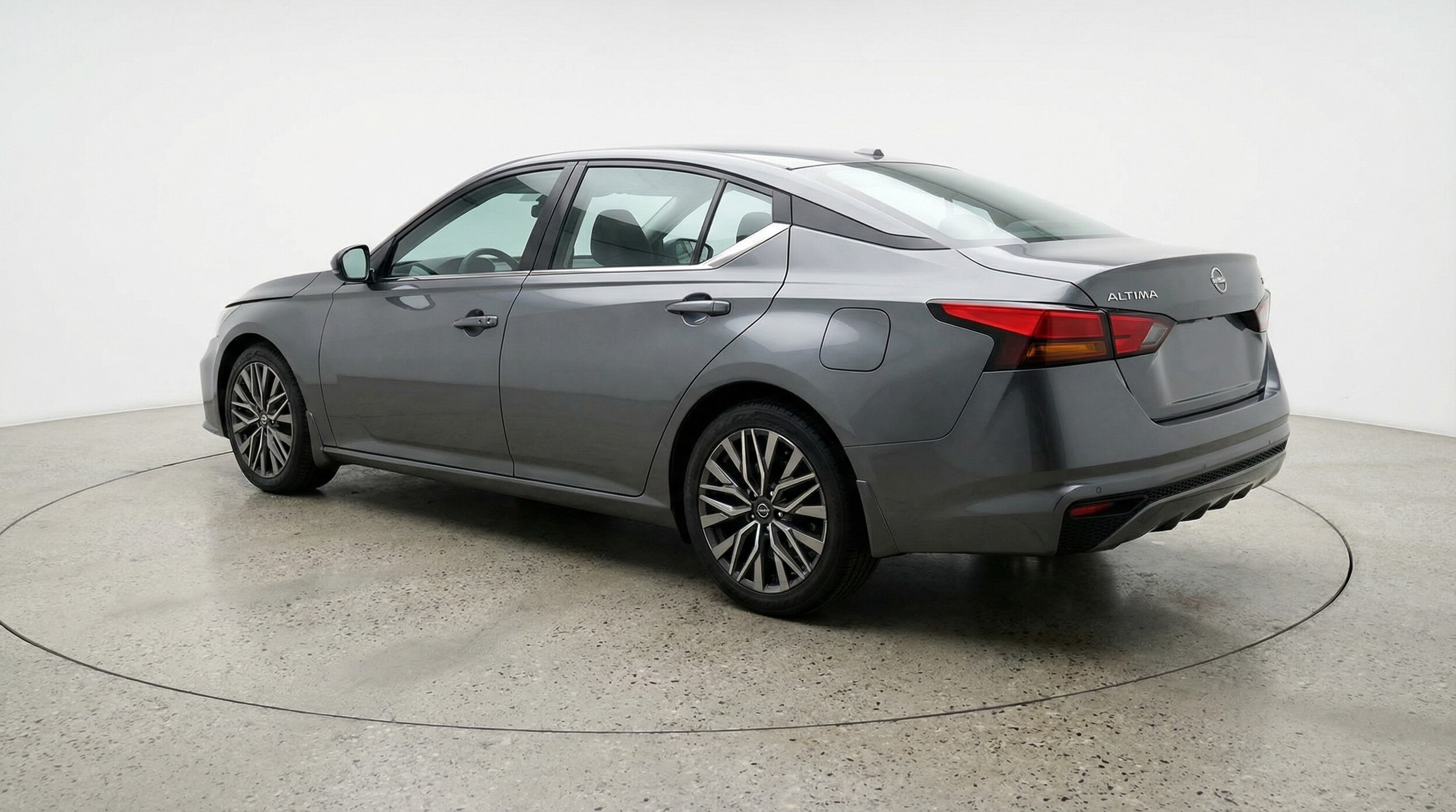 Thumbnail: 2025 Nissan Altima - 5