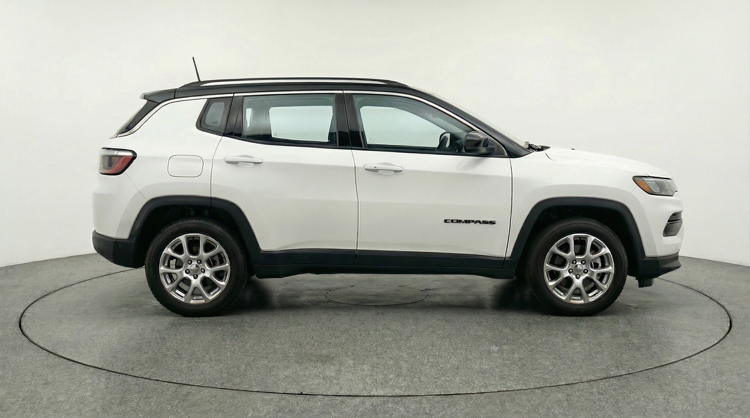 Thumbnail: 2025 Jeep Compass - 11