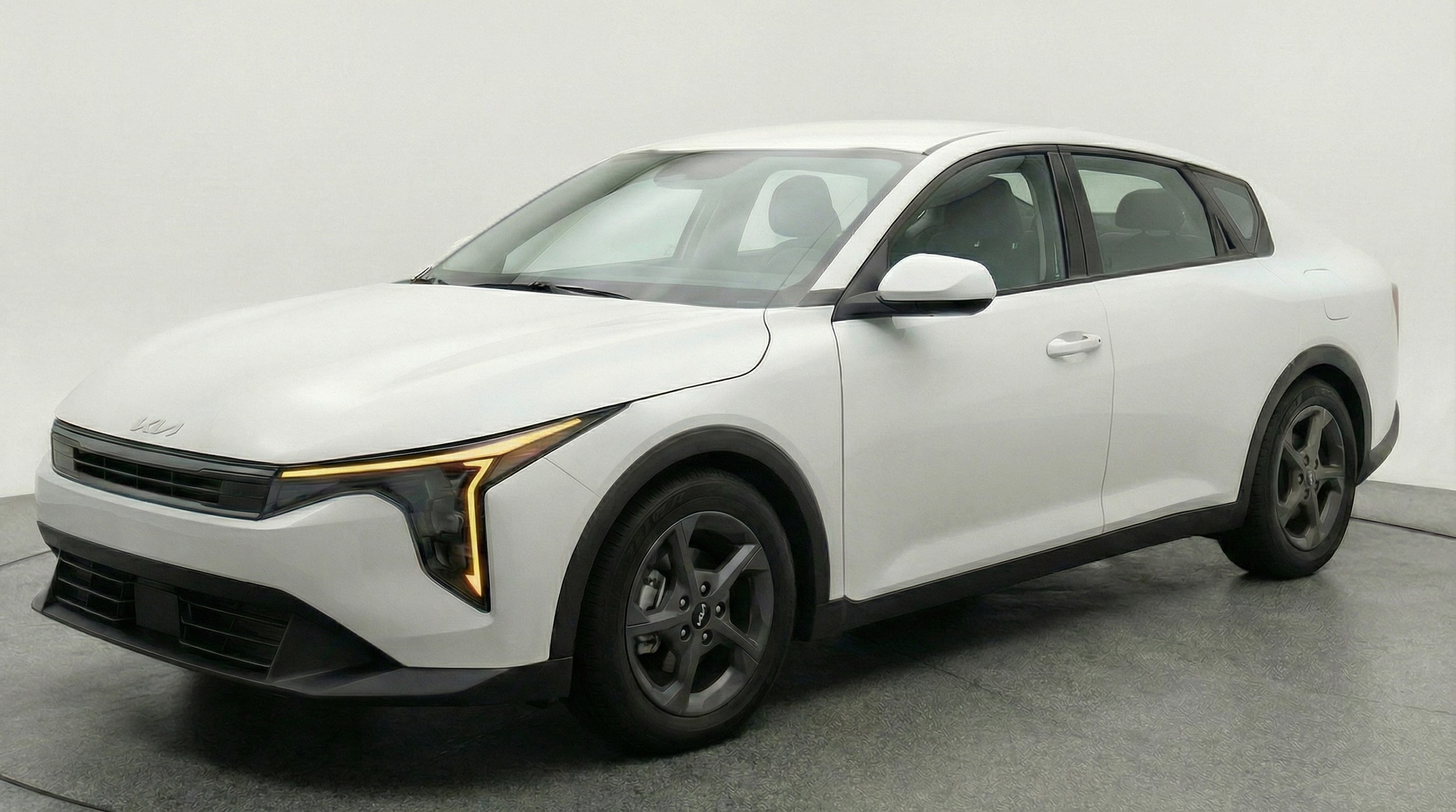 Thumbnail: 2025 Kia K4 - 3