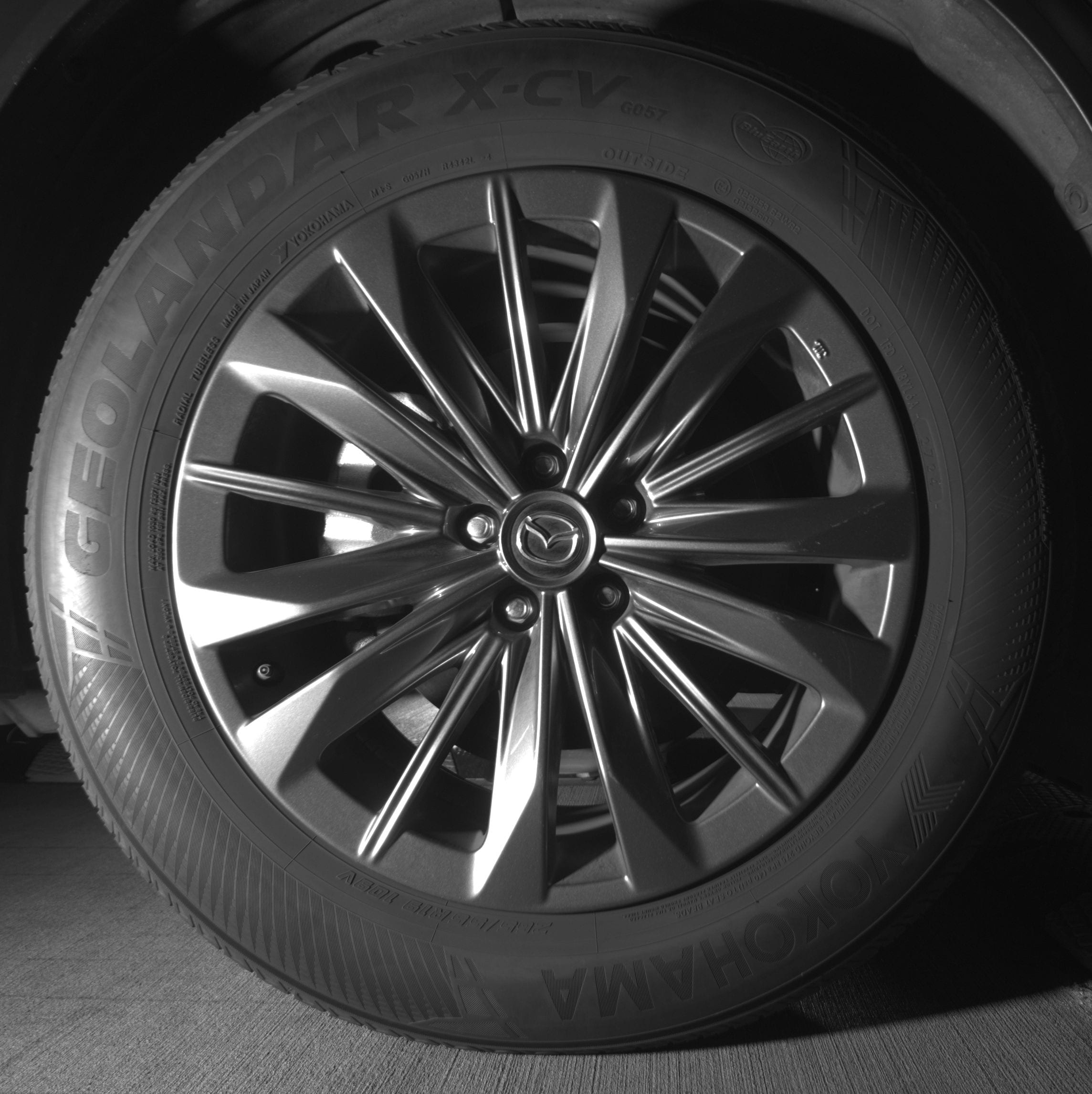 Thumbnail: 2025 Mazda CX-70 - 10