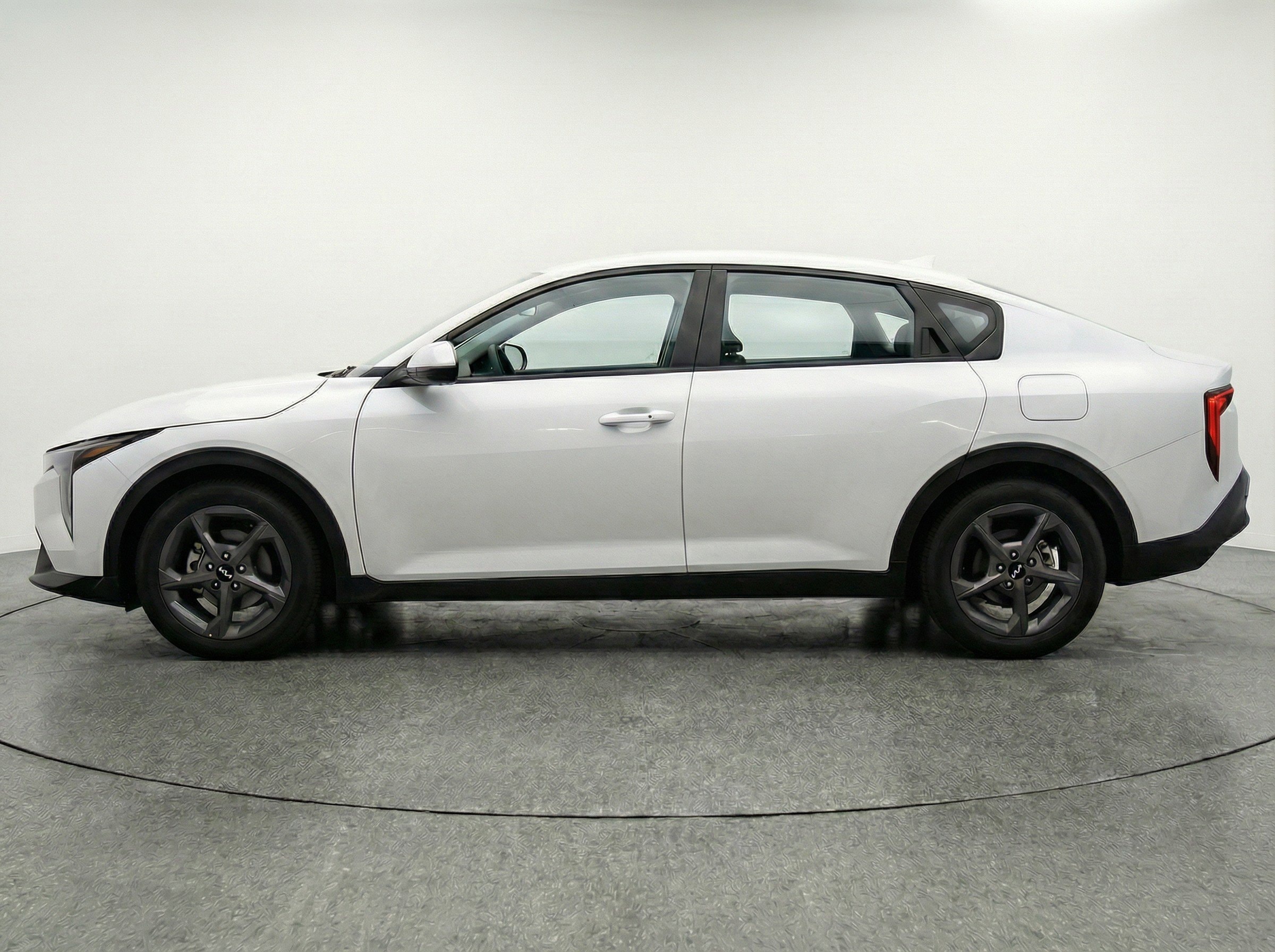 Thumbnail: 2025 Kia K4 - 5