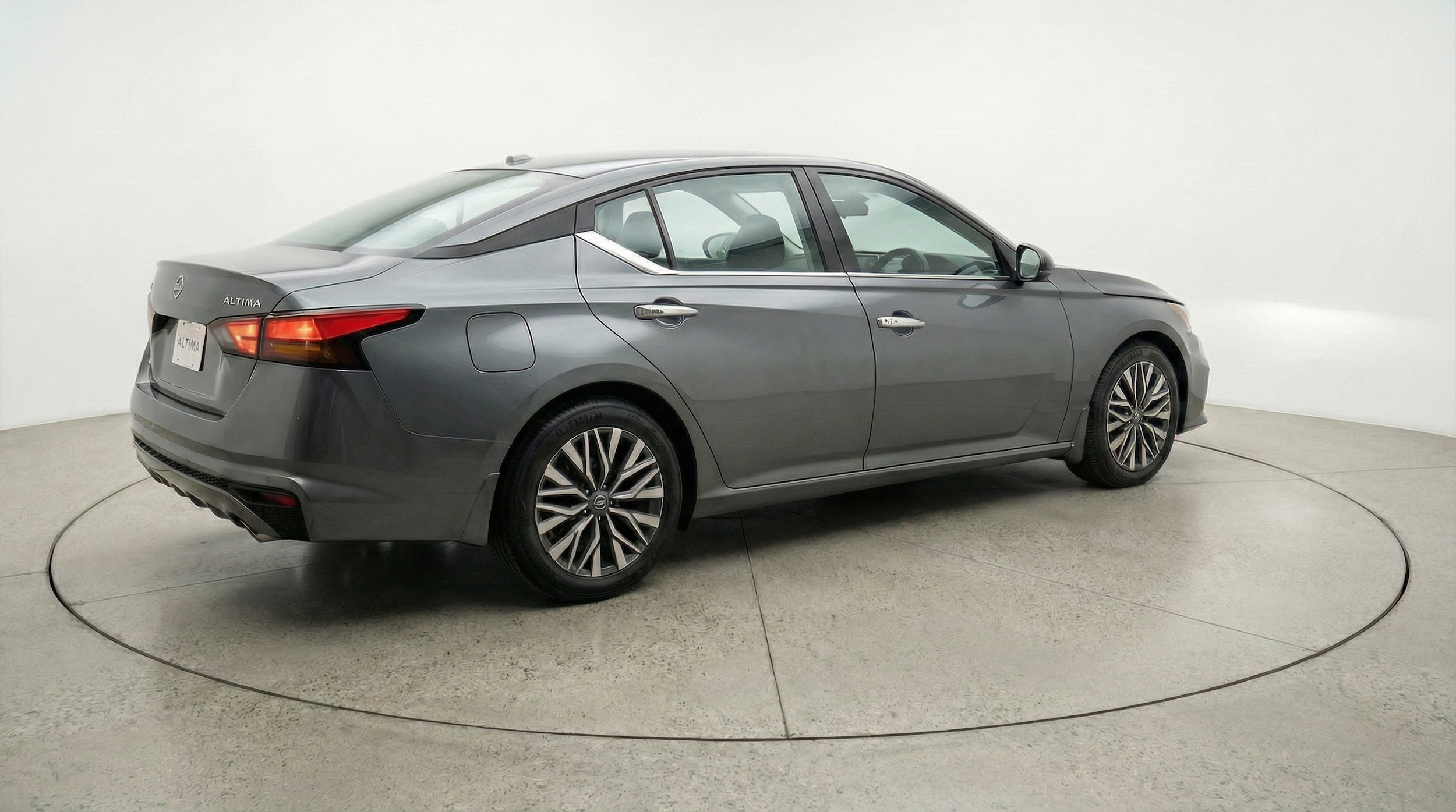 Thumbnail: 2025 Nissan Altima - 7