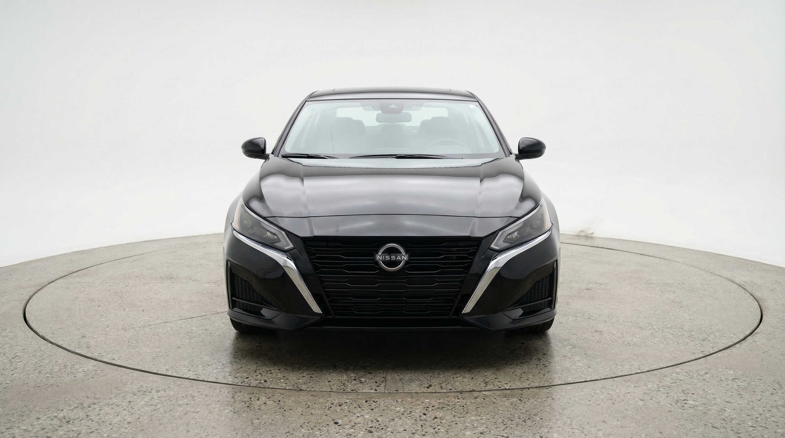 Thumbnail: 2025 Nissan Altima - 2