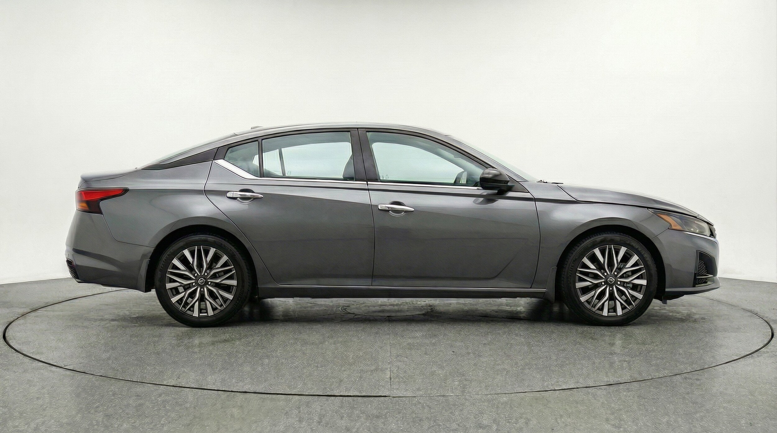 Thumbnail: 2025 Nissan Altima - 11