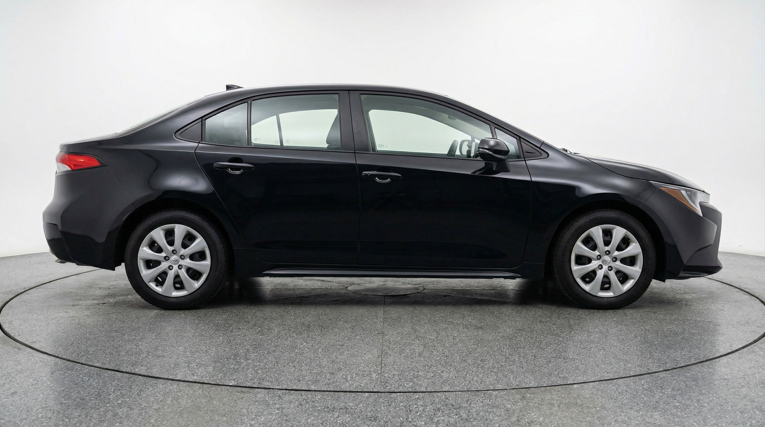 Thumbnail: 2025 Toyota Corolla - 11