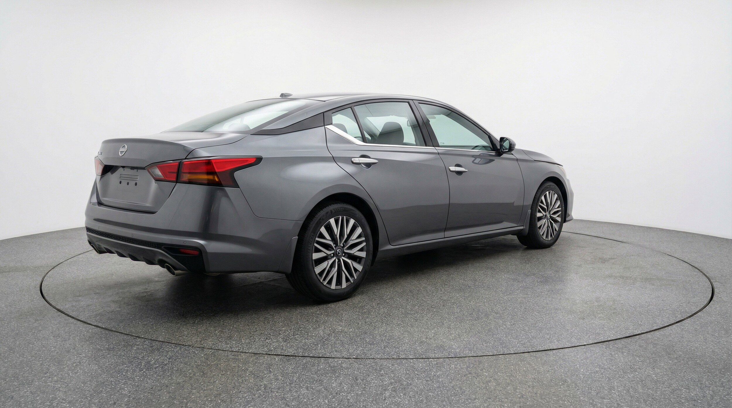 Thumbnail: 2025 Nissan Altima - 9