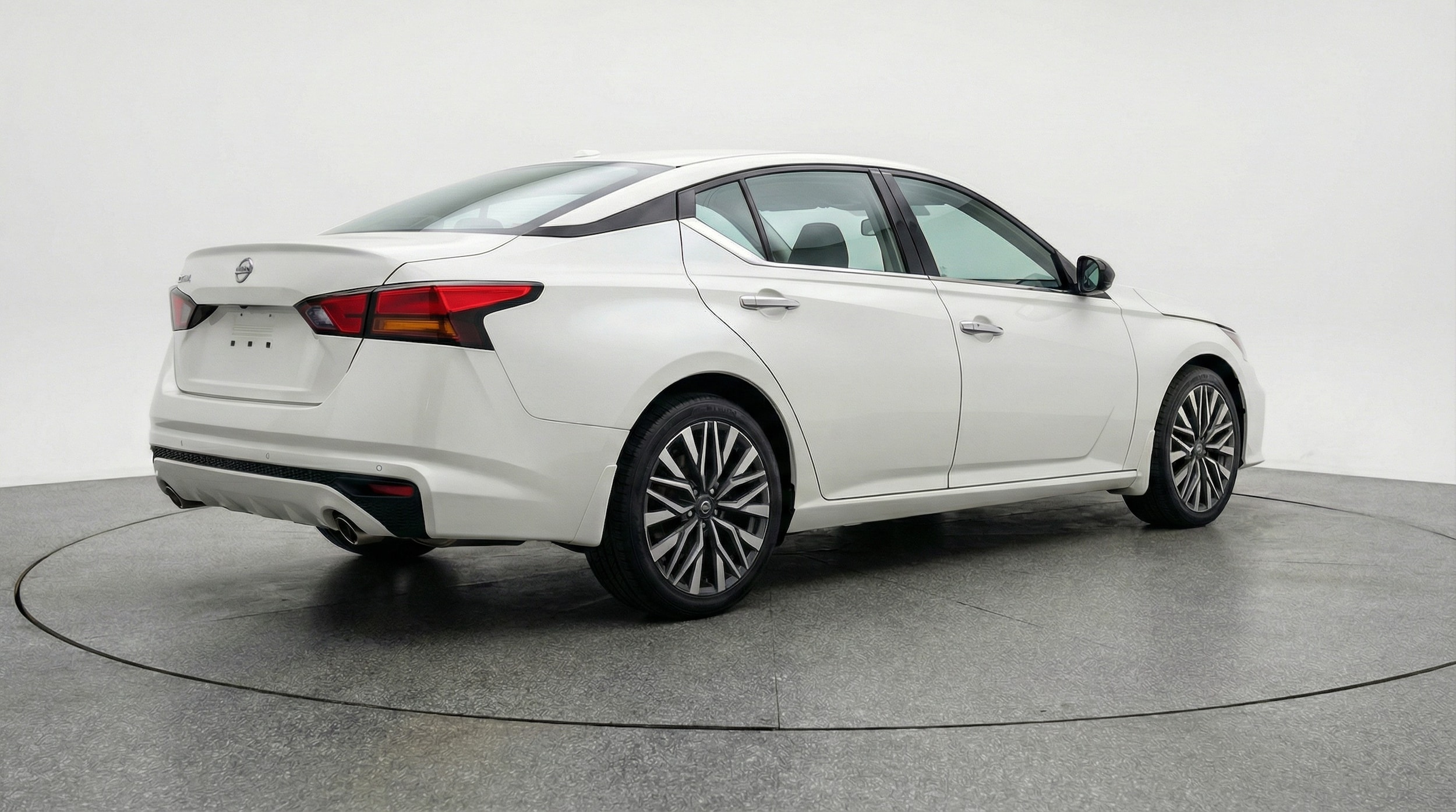 Thumbnail: 2025 Nissan Altima - 7