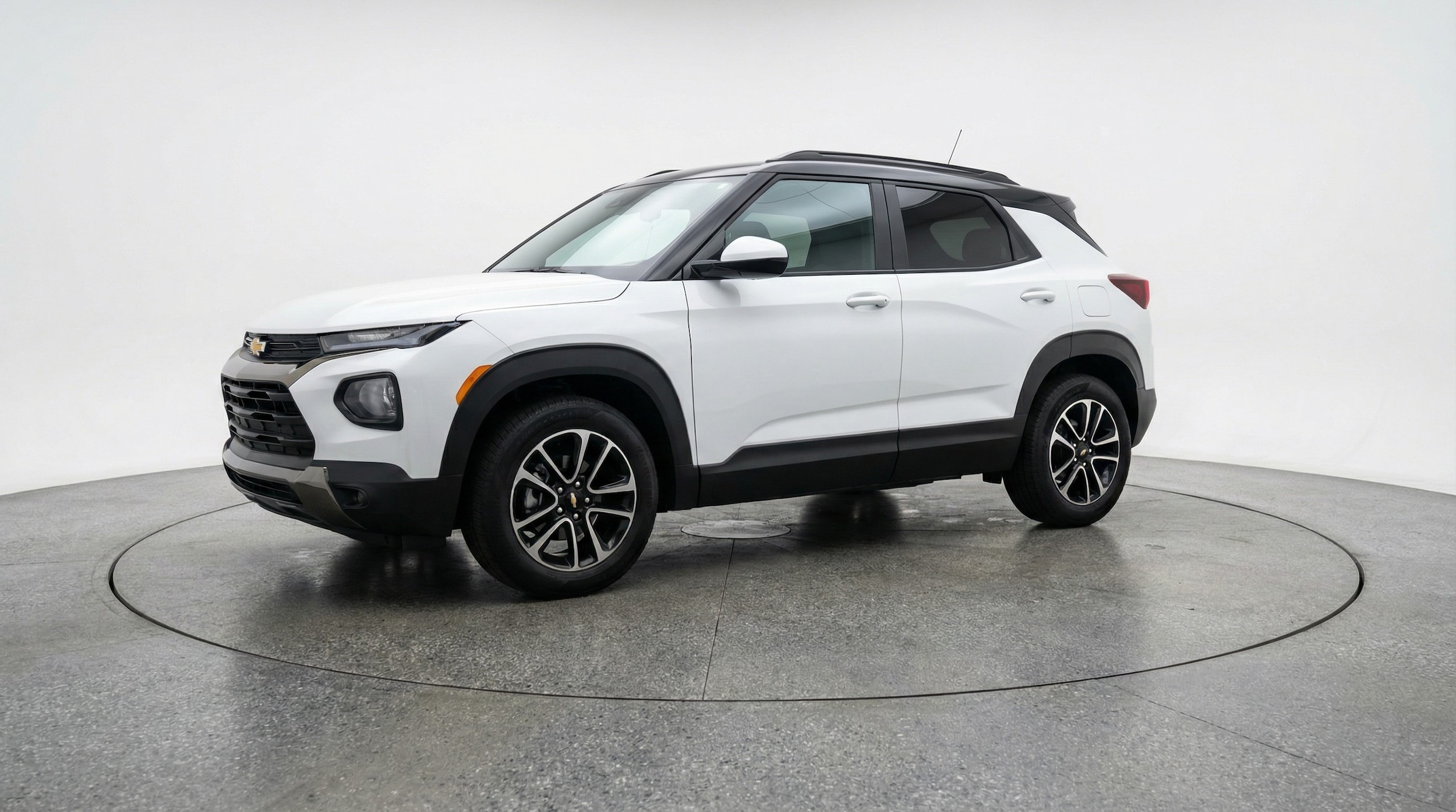 Thumbnail: 2025 Chevrolet TrailBlazer - 3