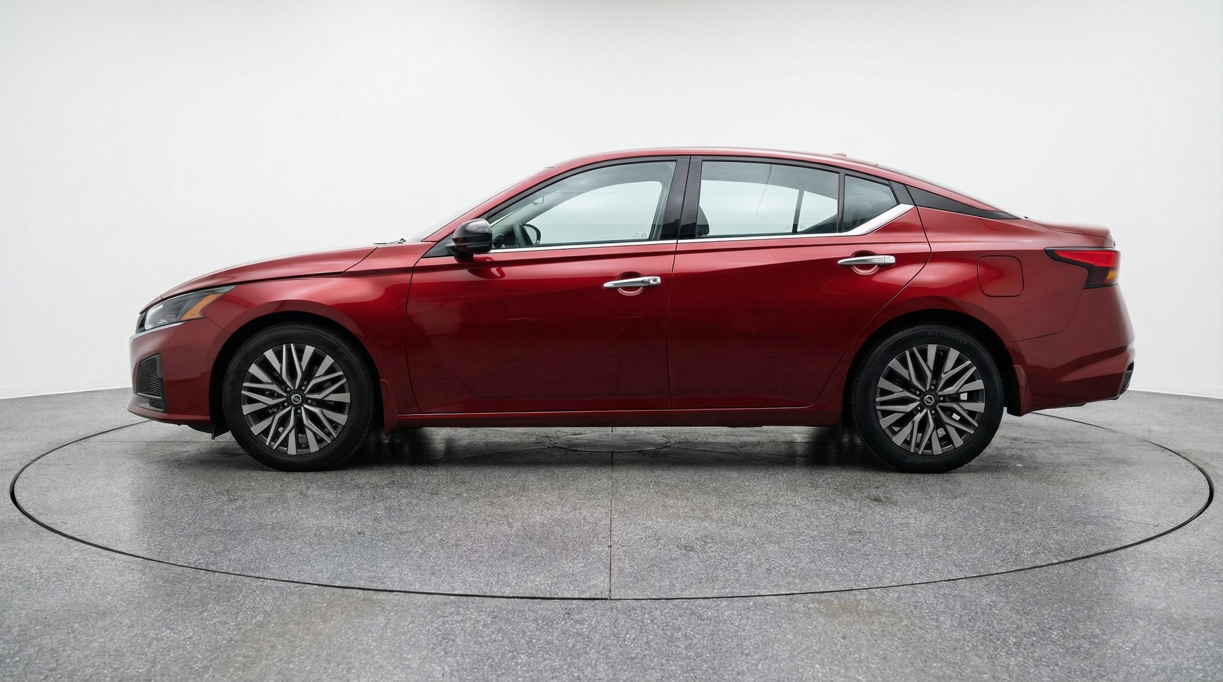 Thumbnail: 2025 Nissan Altima - 4