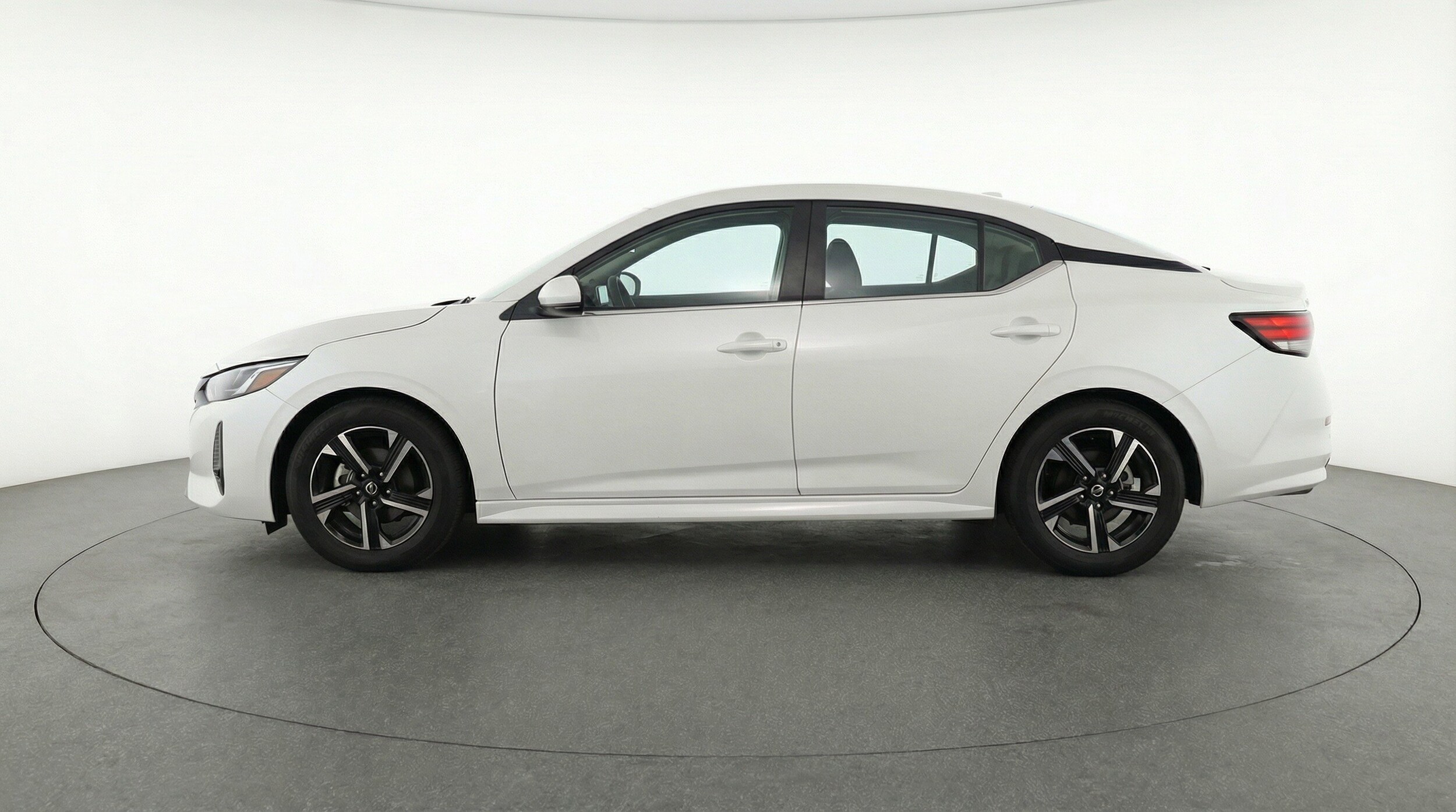 Thumbnail: 2025 Nissan Sentra - 5