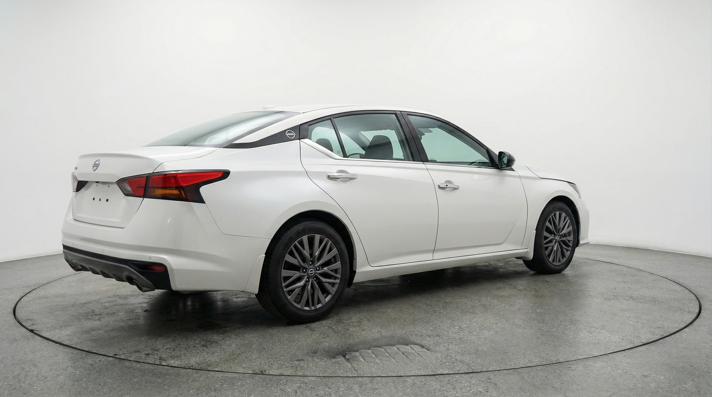 Thumbnail: 2025 Nissan Altima - 7