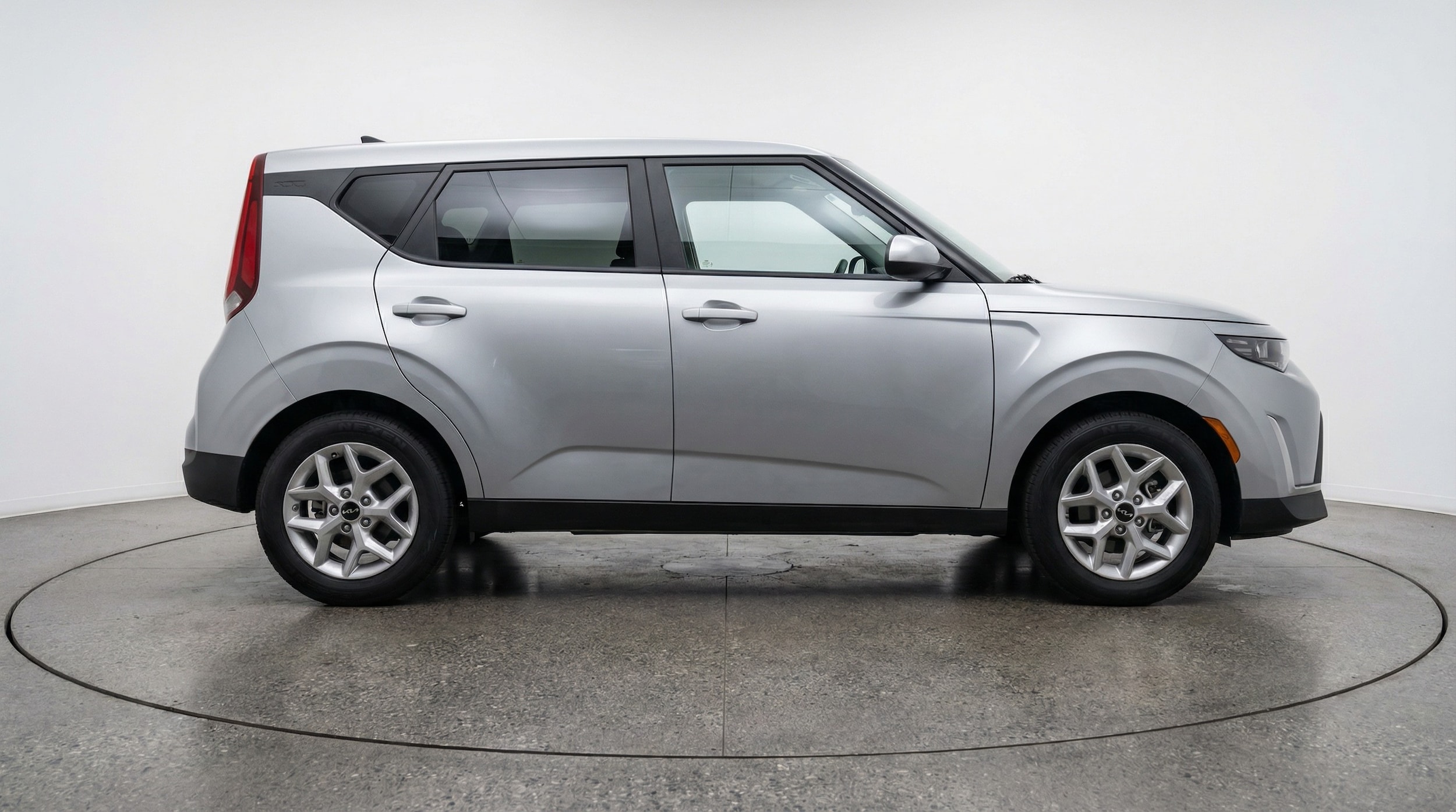 Thumbnail: 2025 Kia Soul - 8