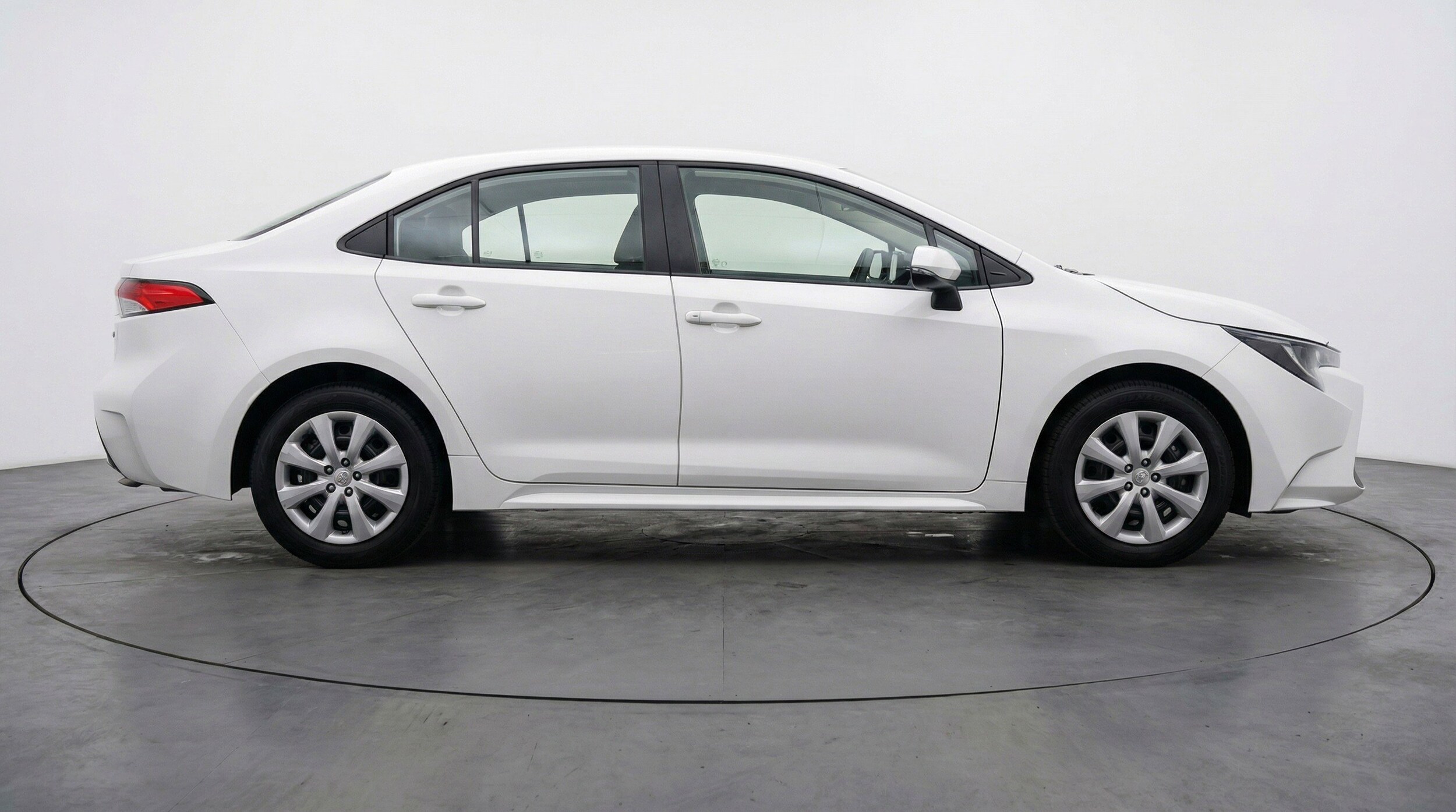 Thumbnail: 2025 Toyota Corolla - 11