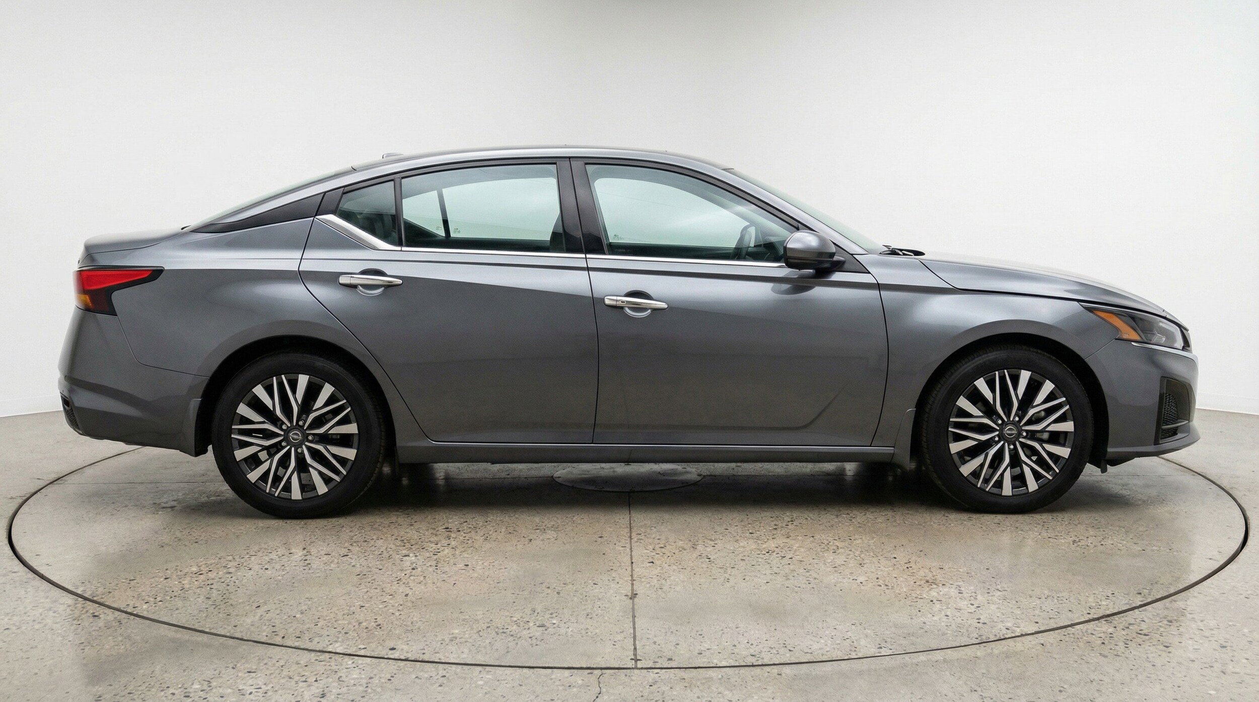 Thumbnail: 2025 Nissan Altima - 11