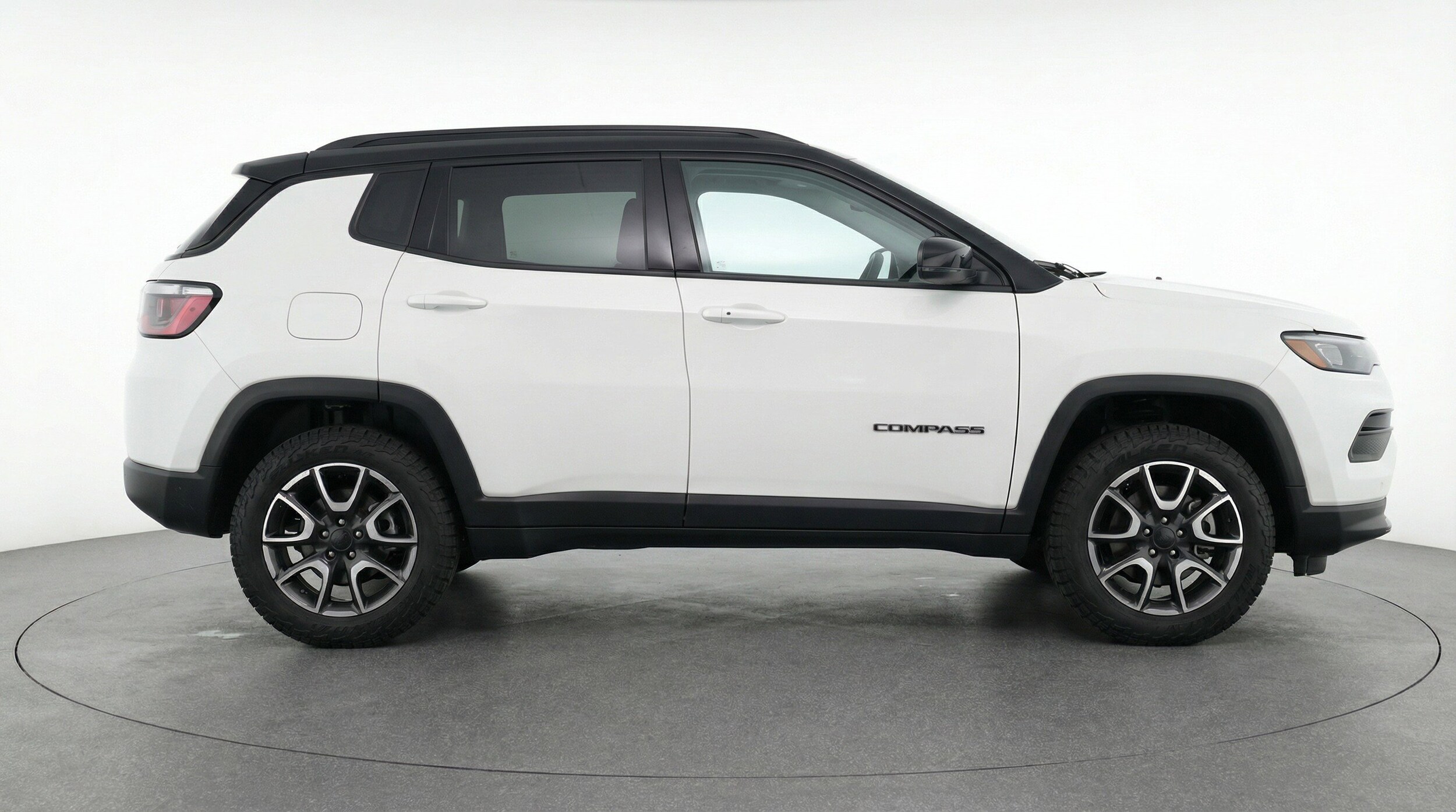Thumbnail: 2025 Jeep Compass - 11