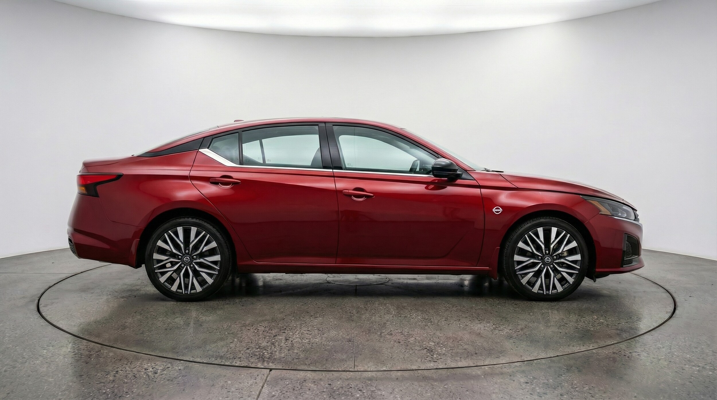 Thumbnail: 2025 Nissan Altima - 8