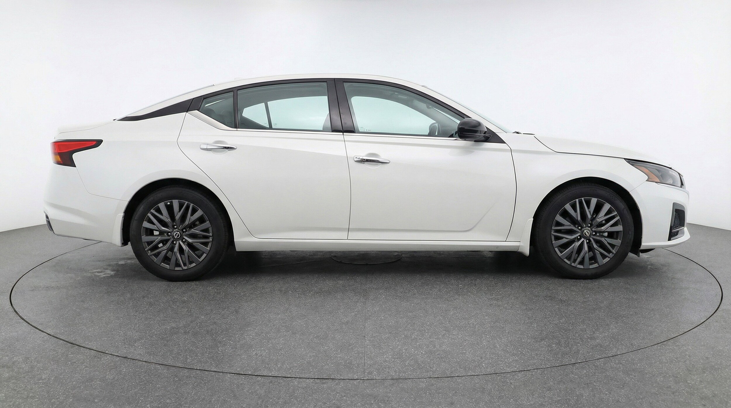 Thumbnail: 2025 Nissan Altima - 11