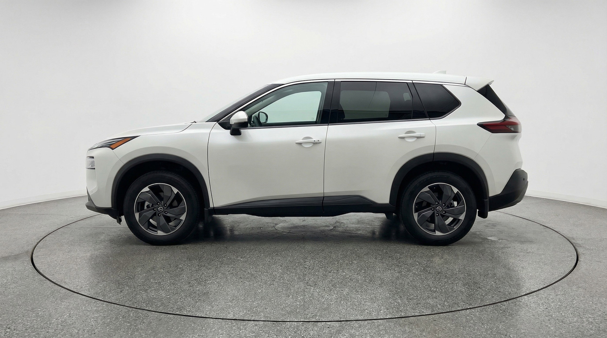 Thumbnail: 2025 Nissan Rogue - 5