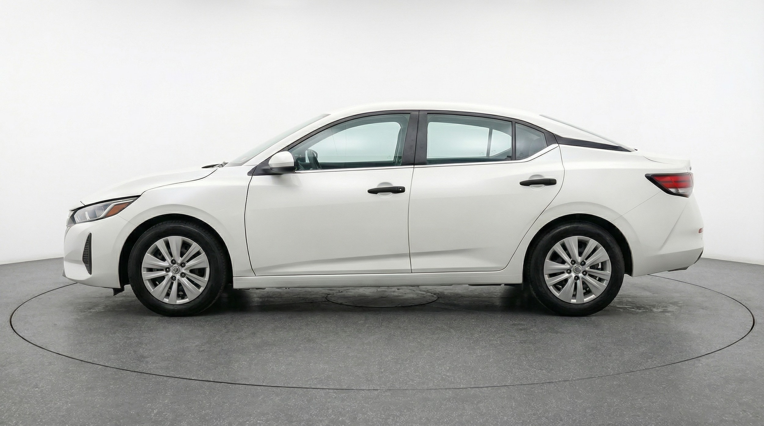 Thumbnail: 2025 Nissan Sentra - 4