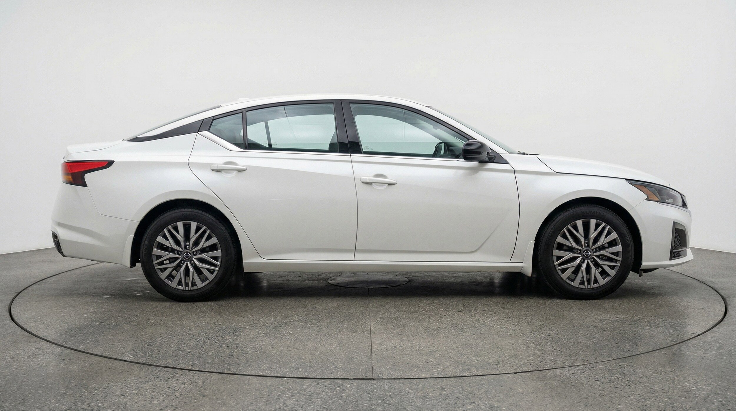 Thumbnail: 2025 Nissan Altima - 11