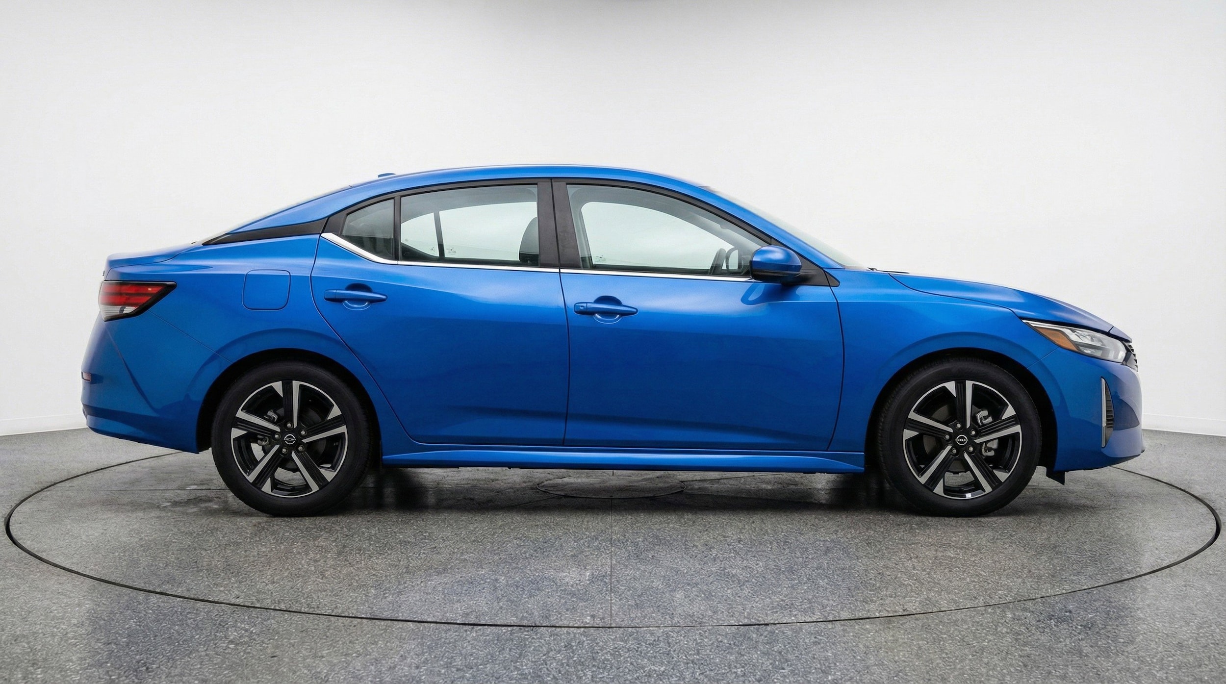 Thumbnail: 2025 Nissan Sentra - 11