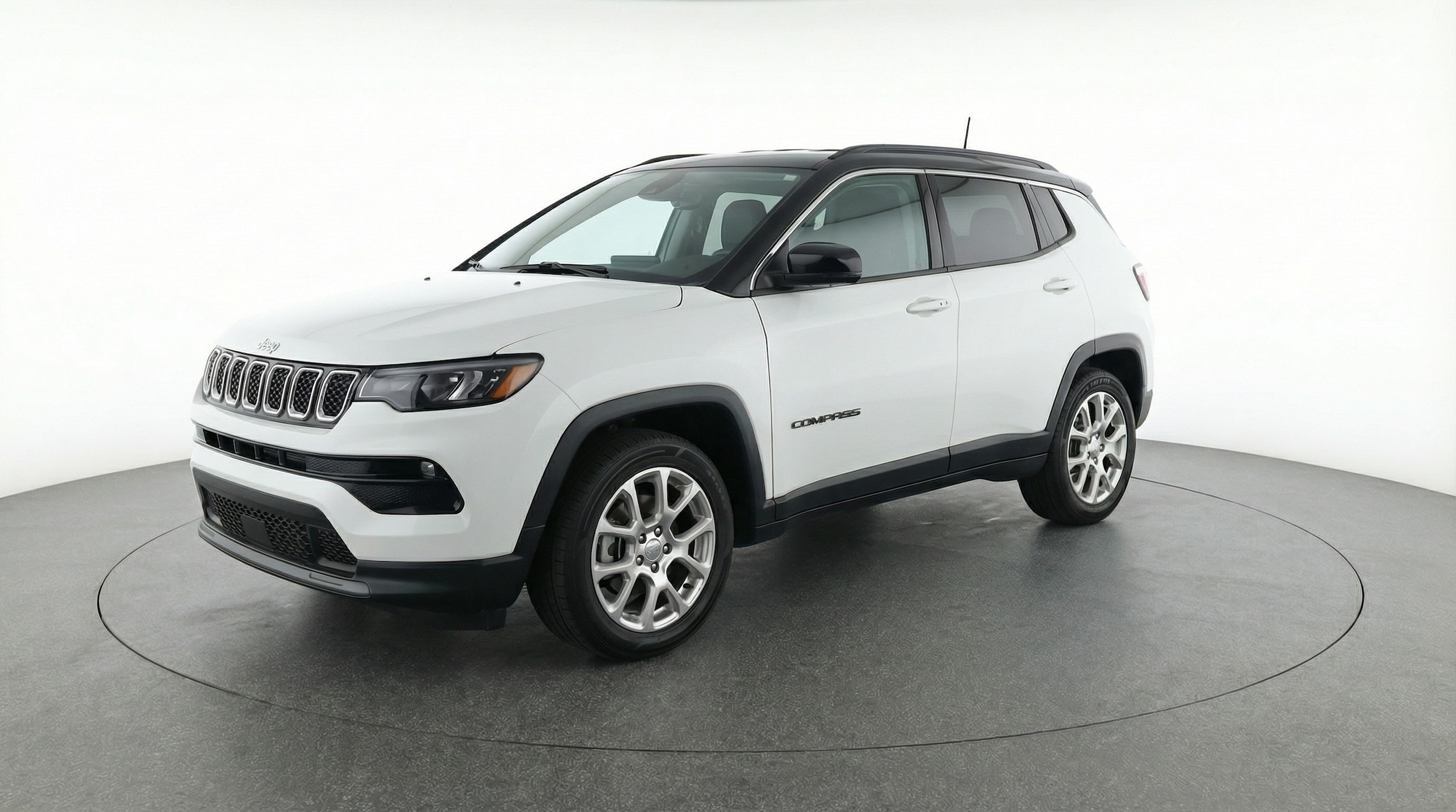 Thumbnail: 2025 Jeep Compass - 3