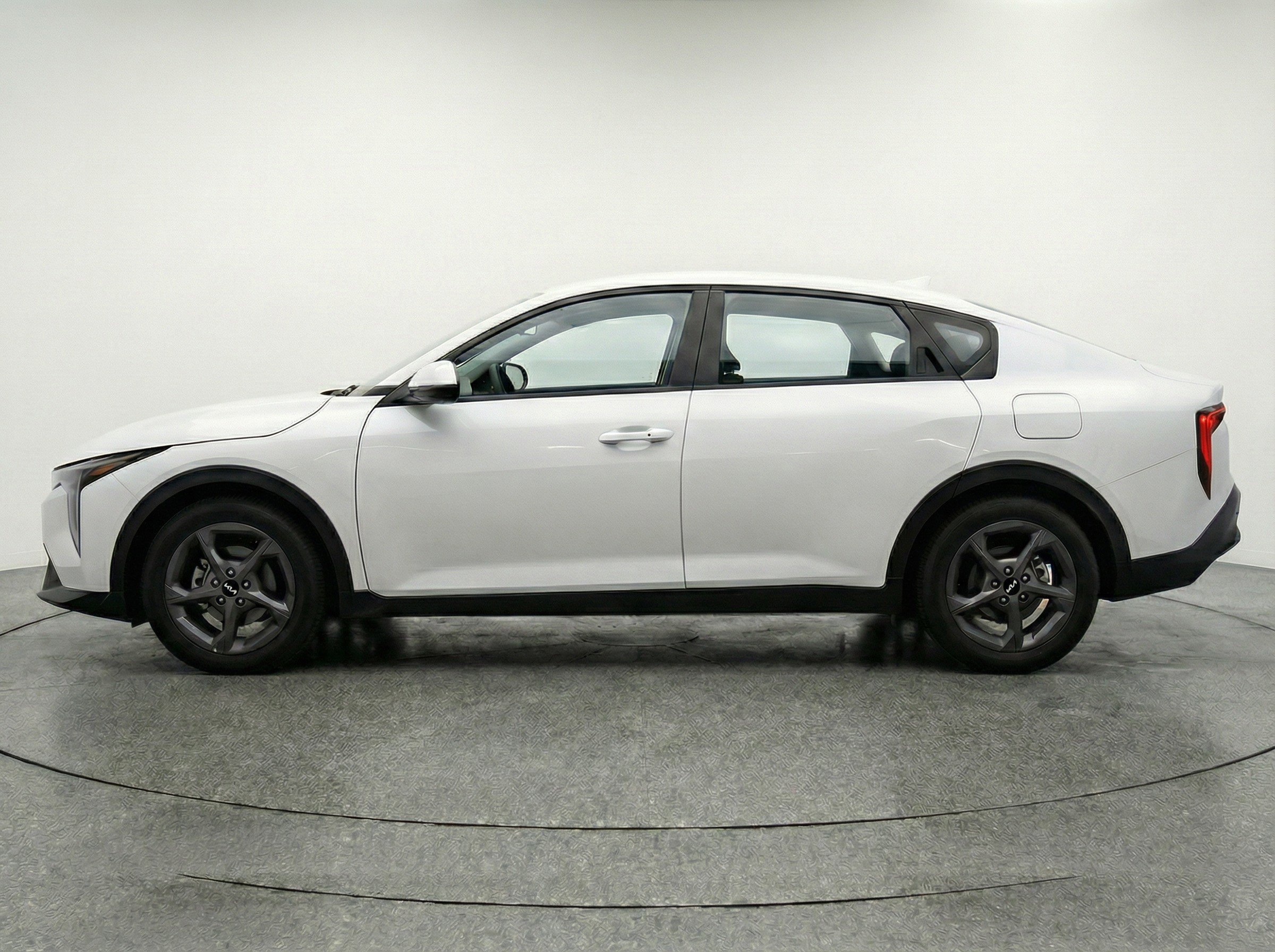 Thumbnail: 2025 Kia K4 - 5