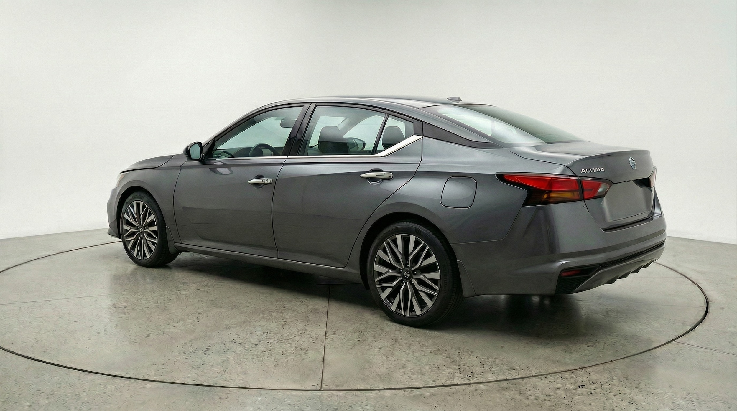 Thumbnail: 2025 Nissan Altima - 5