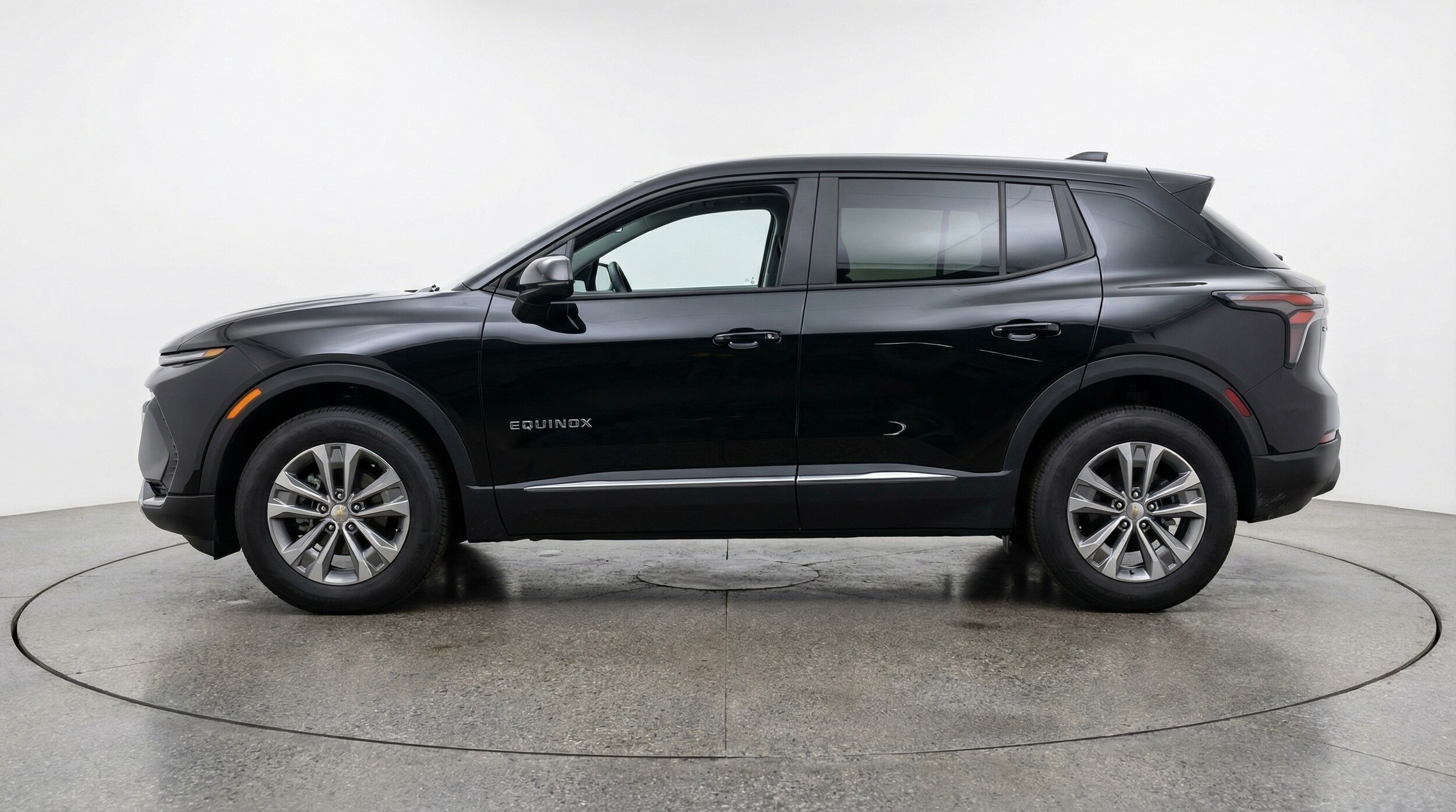 Thumbnail: 2025 Chevrolet Equinox - 4