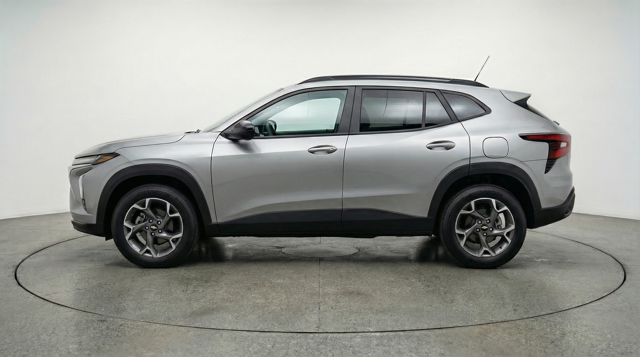 Thumbnail: 2025 Chevrolet Trax - 4