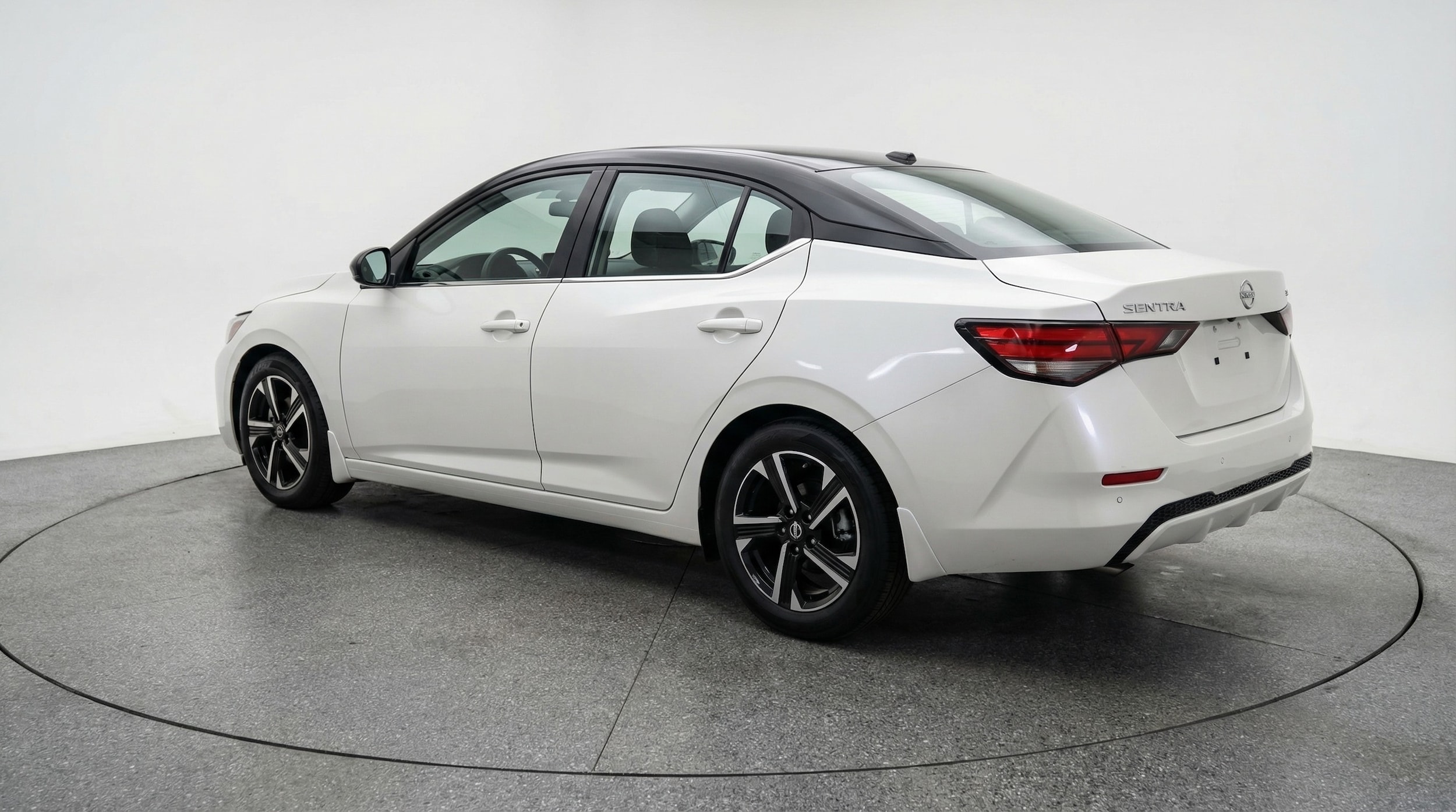 Thumbnail: 2025 Nissan Sentra - 5