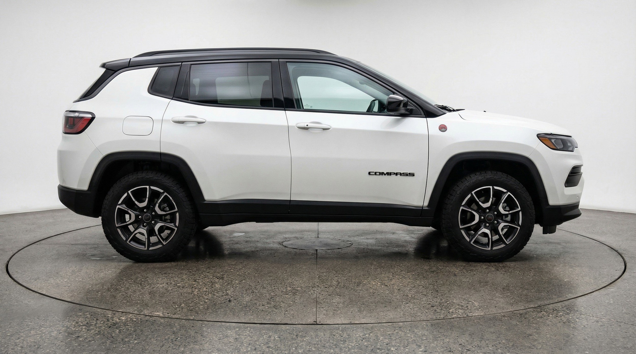 Thumbnail: 2025 Jeep Compass - 11