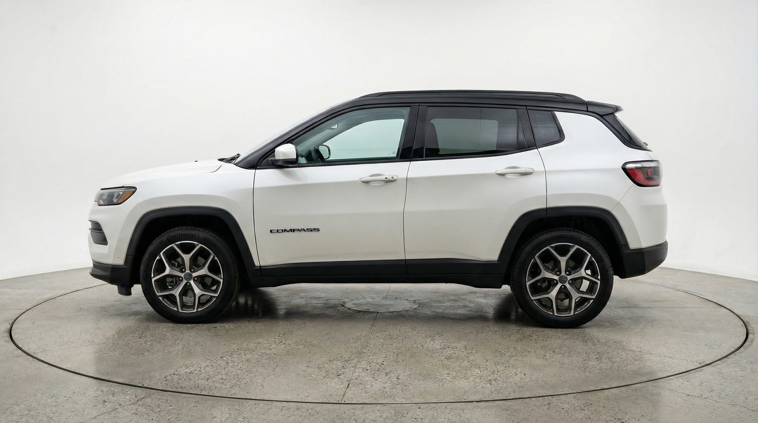 Thumbnail: 2025 Jeep Compass - 4