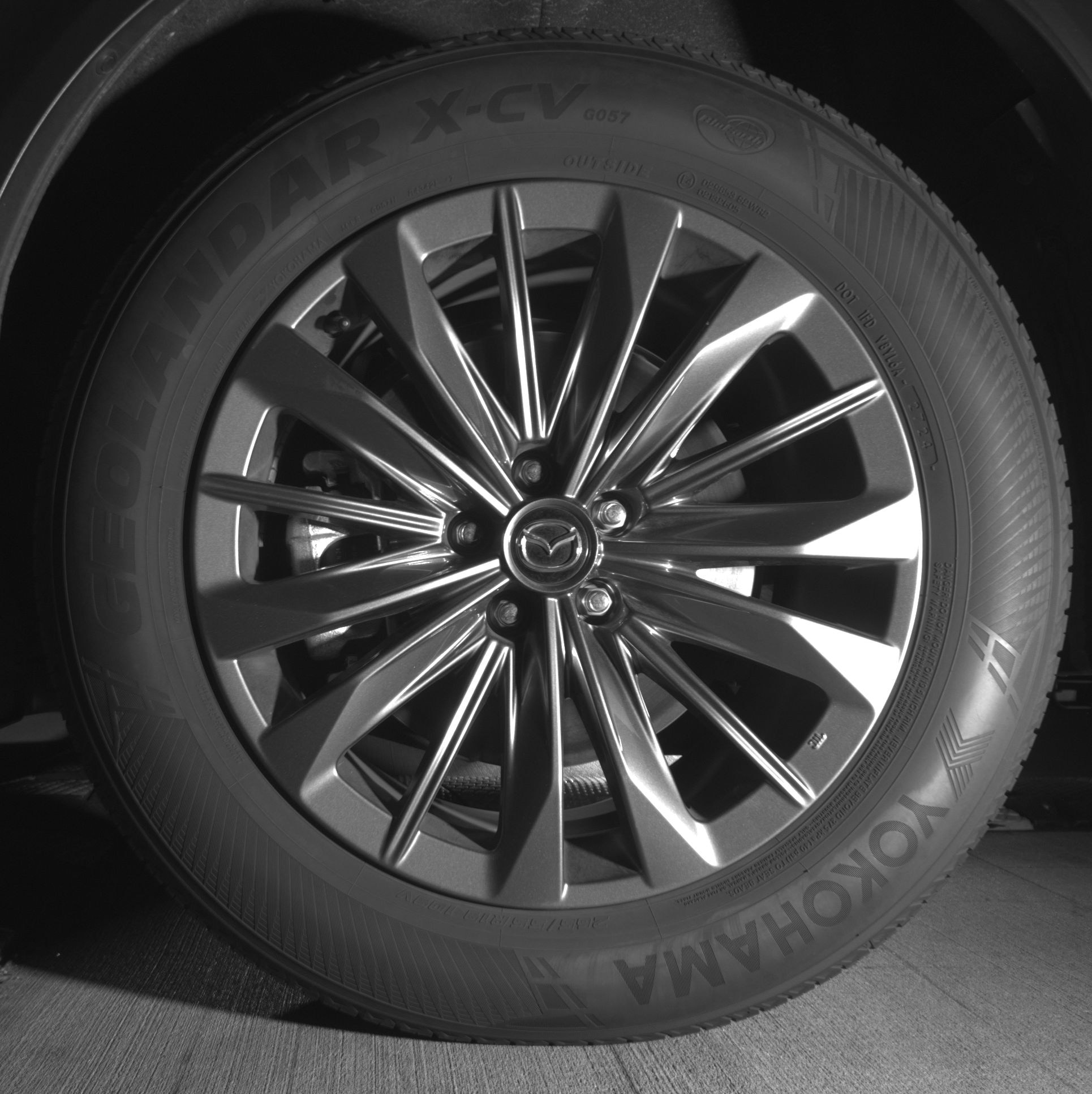 Thumbnail: 2025 Mazda CX-70 - 11