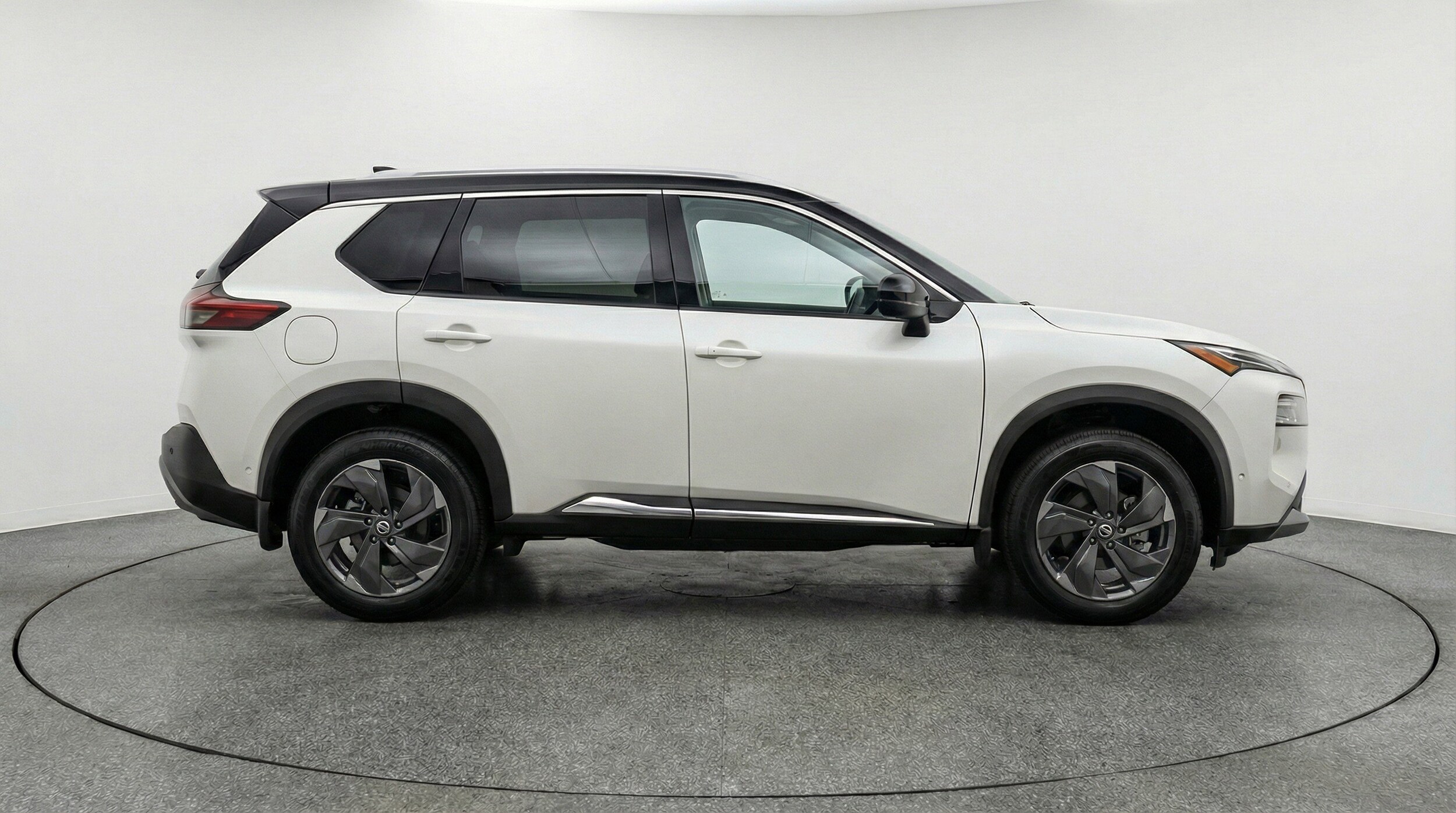 Thumbnail: 2025 Nissan Rogue - 11