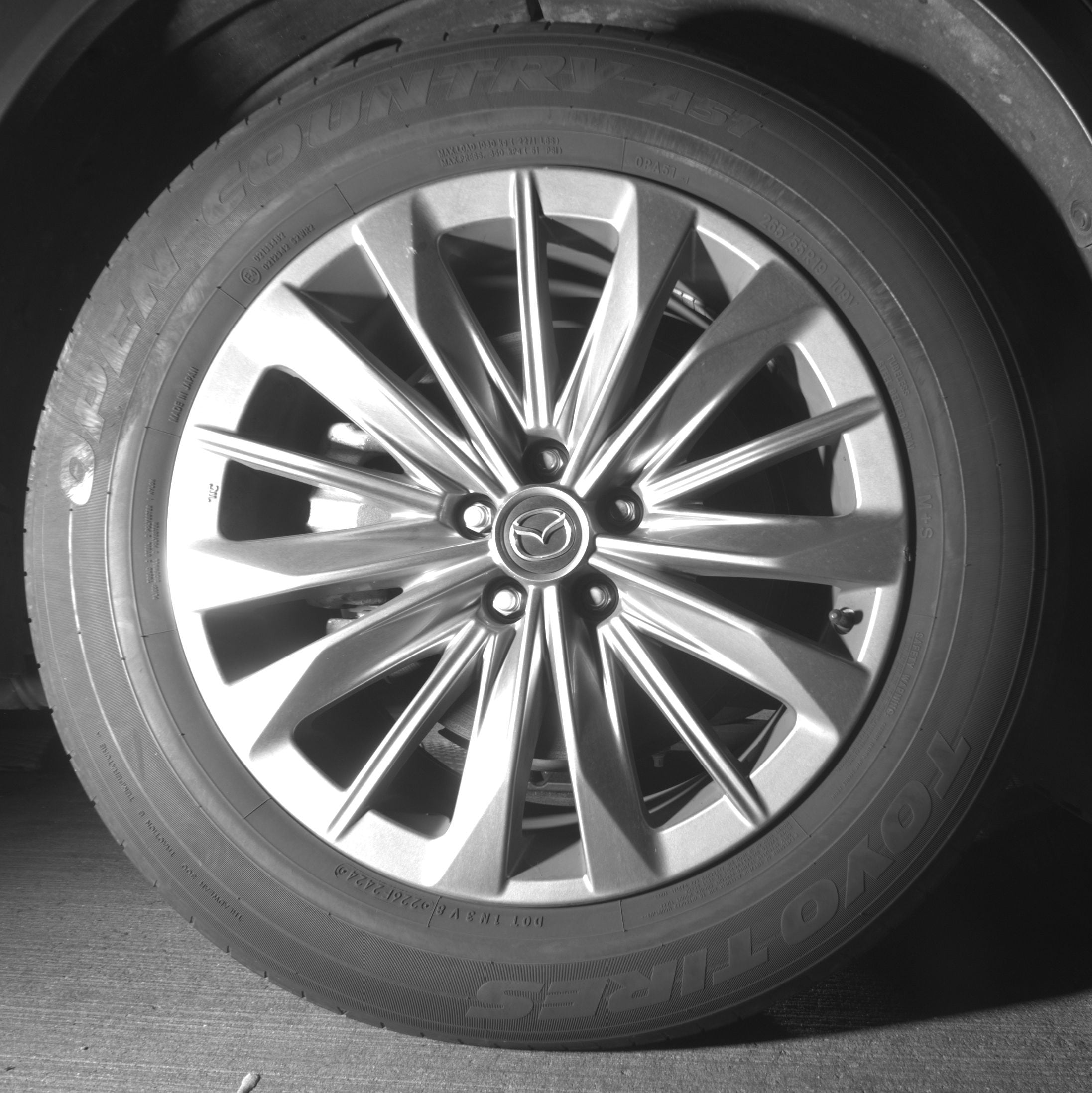 Thumbnail: 2025 Mazda CX-90 - 10