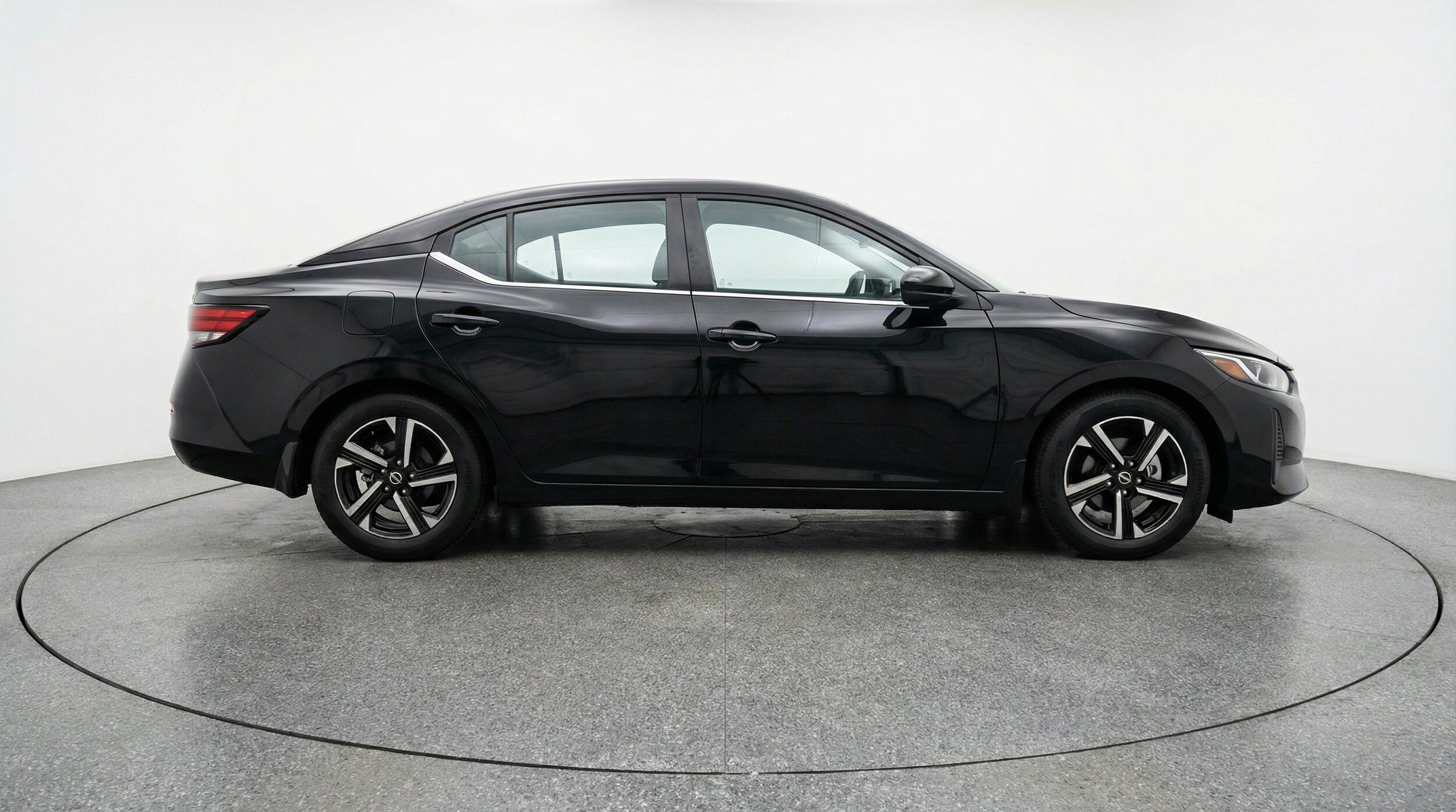 Thumbnail: 2025 Nissan Sentra - 11