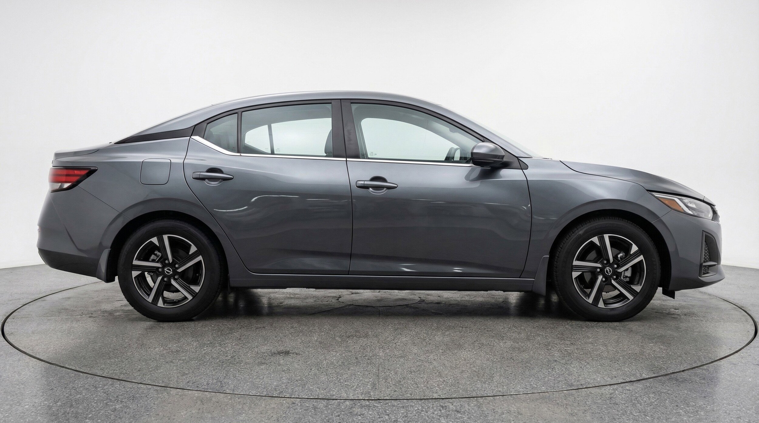 Thumbnail: 2025 Nissan Sentra - 11