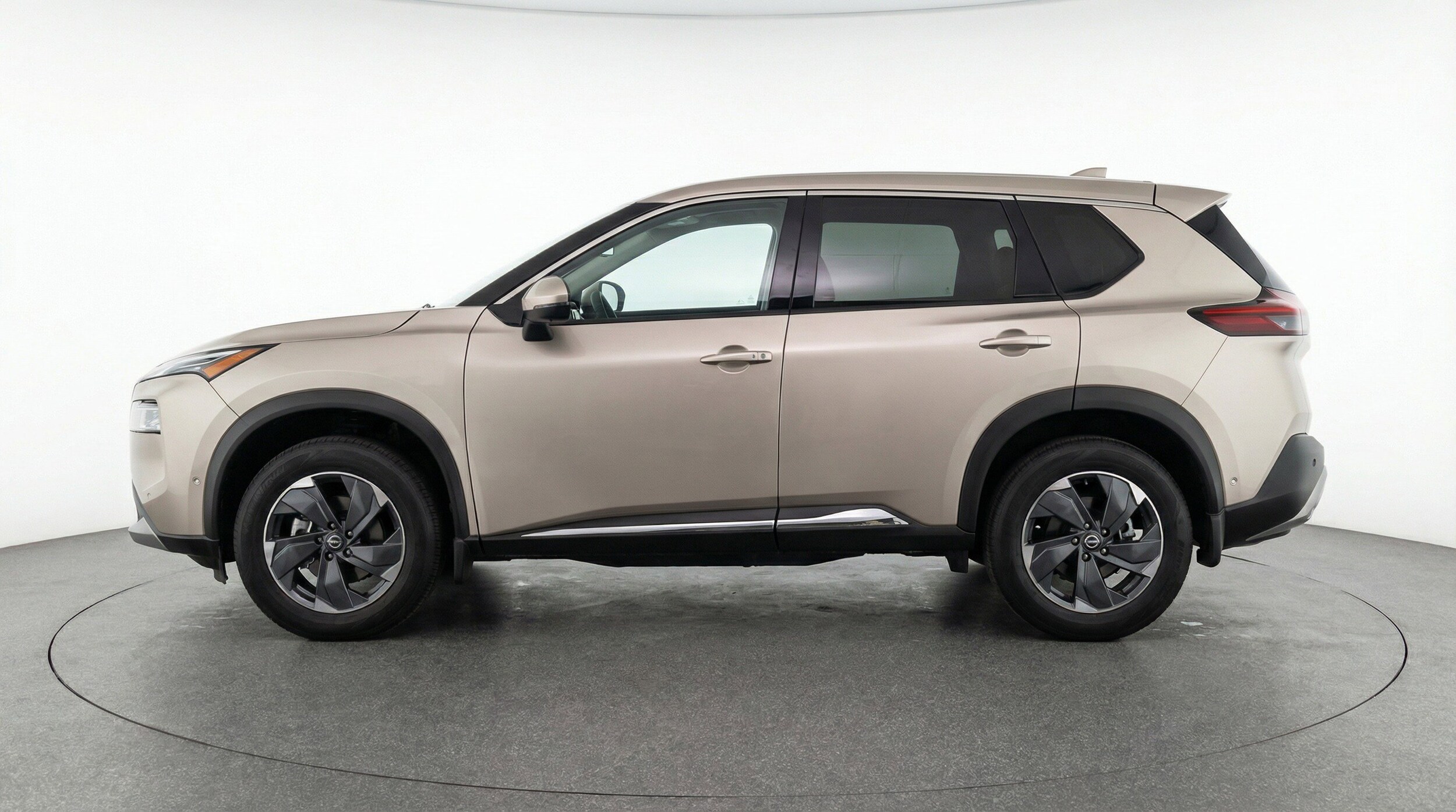 Thumbnail: 2025 Nissan Rogue - 5
