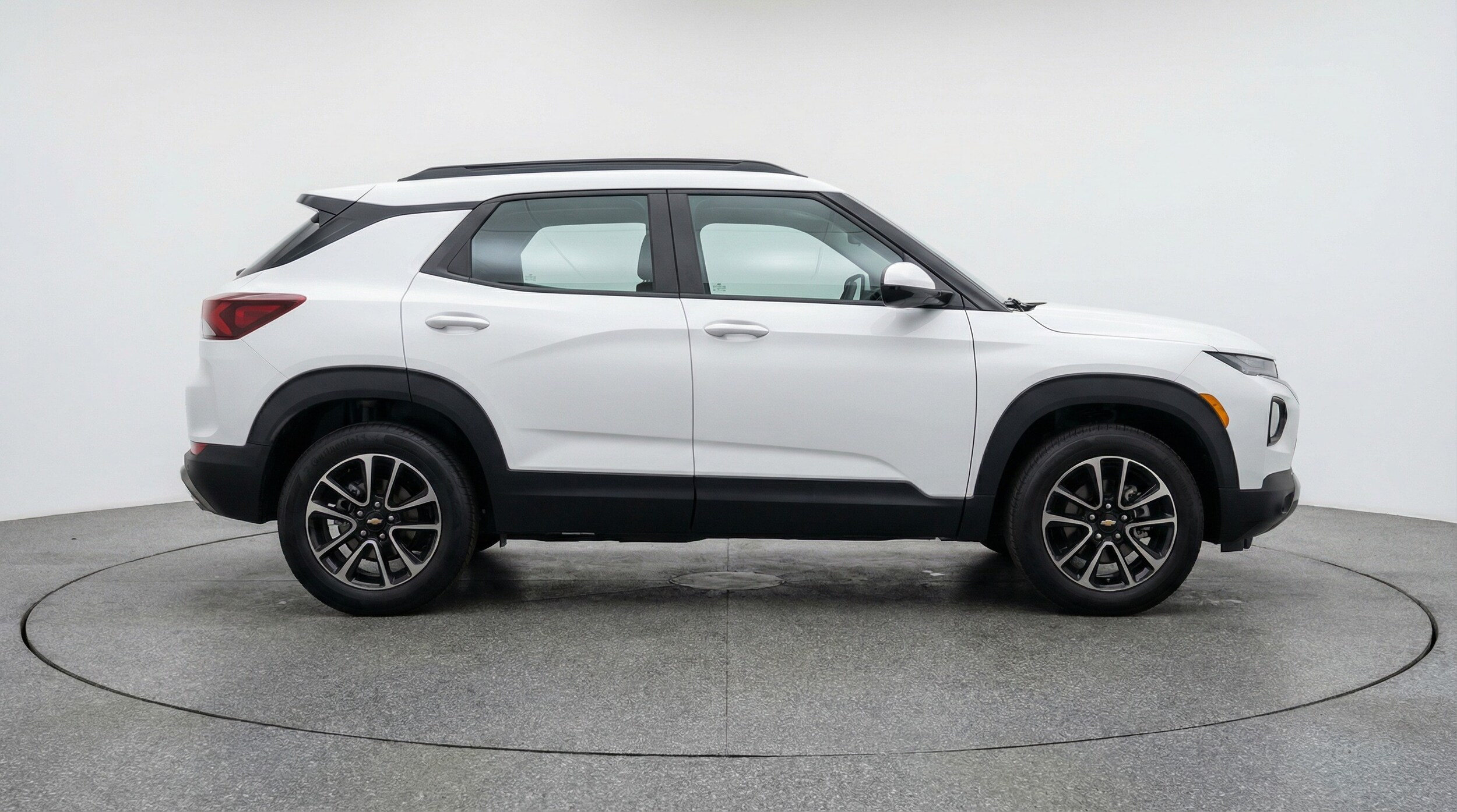 Thumbnail: 2025 Chevrolet TrailBlazer - 8