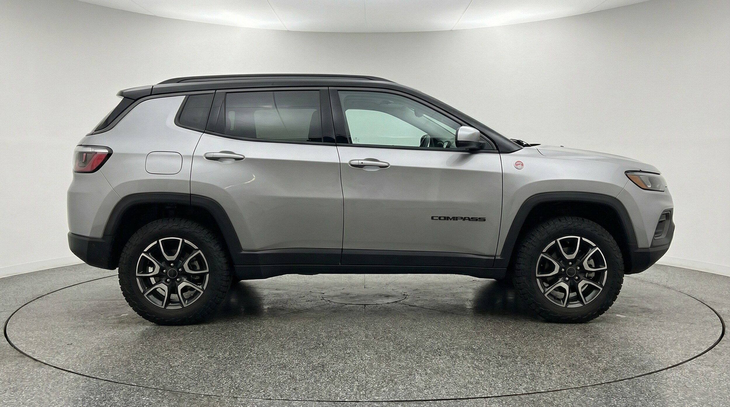Thumbnail: 2025 Jeep Compass - 11
