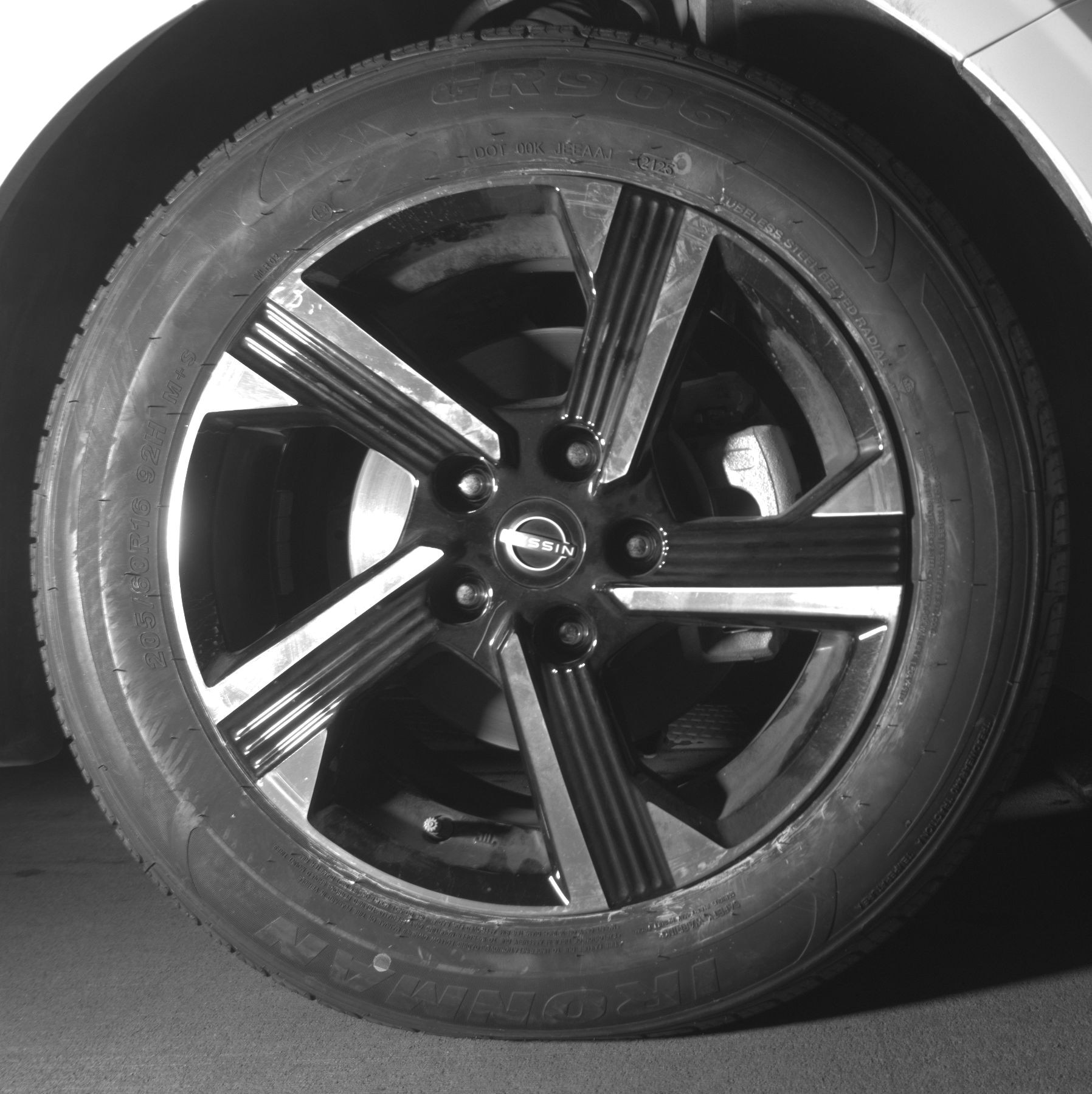 Thumbnail: 2025 Nissan Sentra - 10