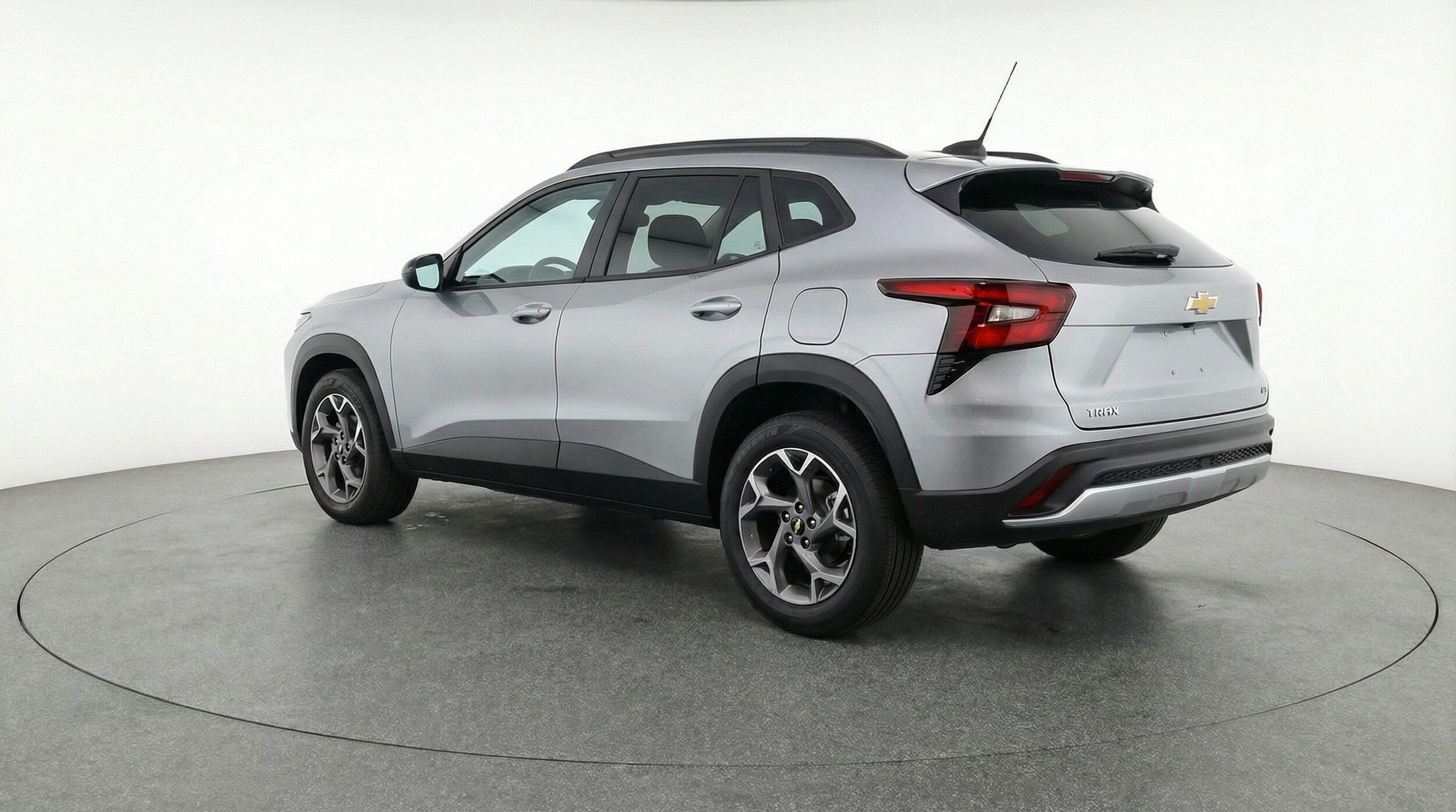 Thumbnail: 2025 Chevrolet Trax - 5