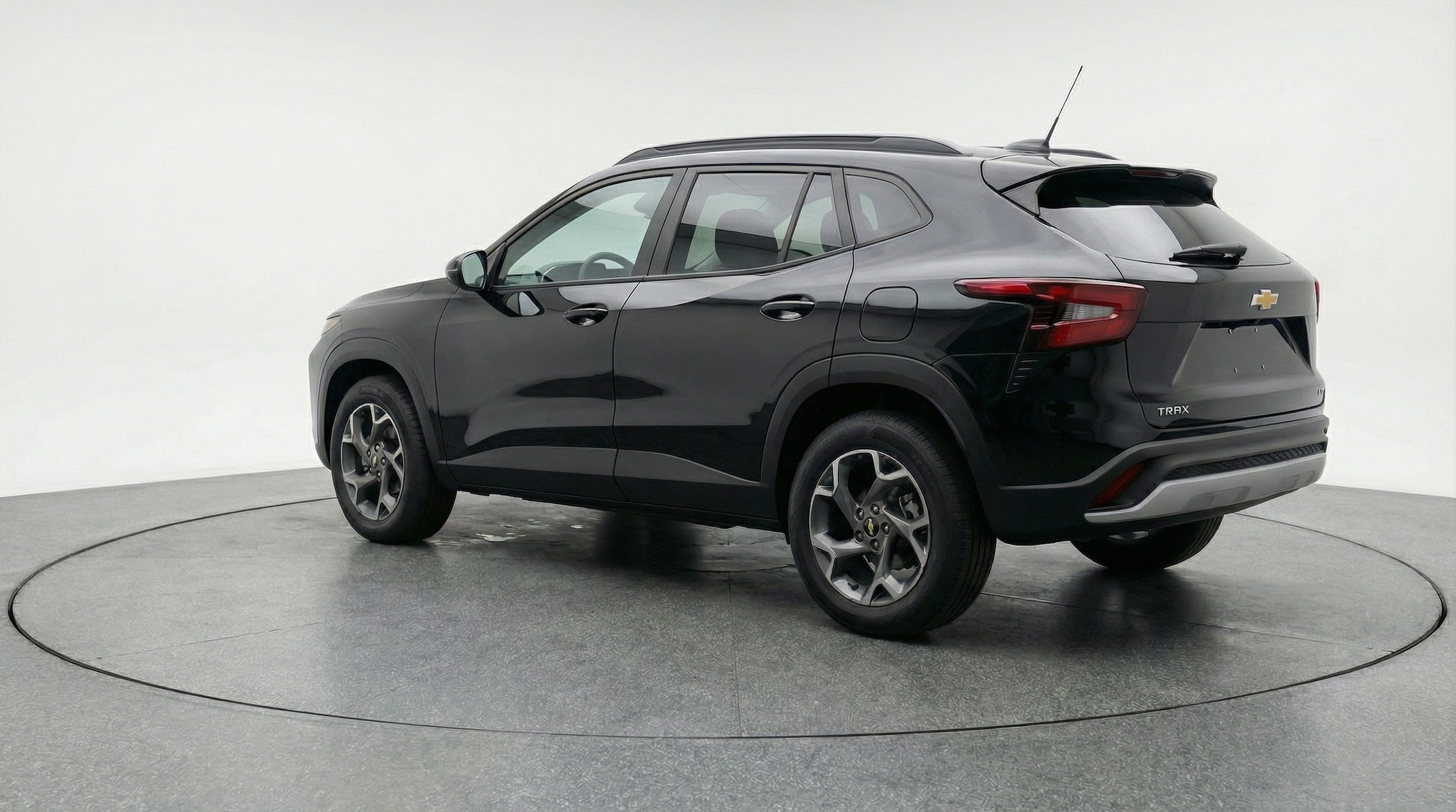 Thumbnail: 2025 Chevrolet Trax - 5